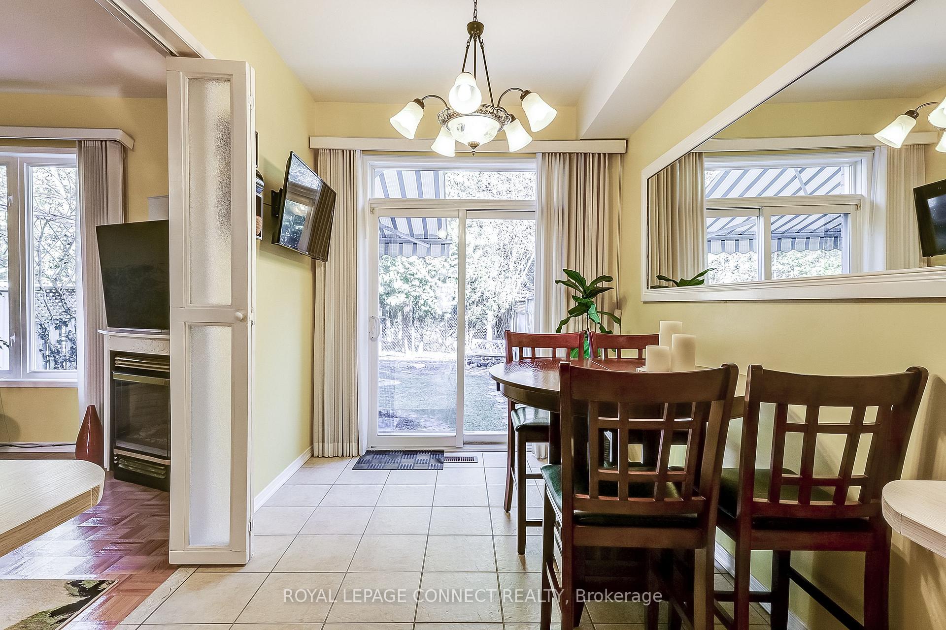 Photo 11 of 352 Strouds Lane, Pickering, Highbush — HOMEH
