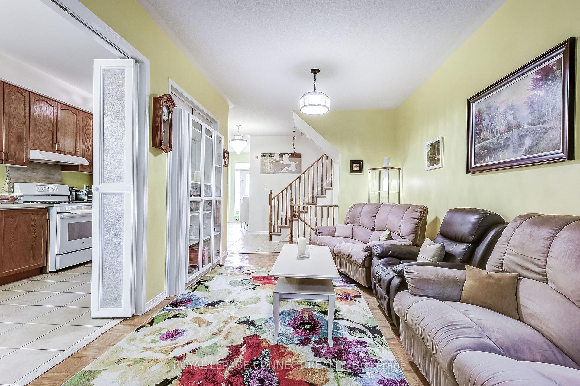 Photo 14 of 352 Strouds Lane, Pickering, Highbush — HOMEH