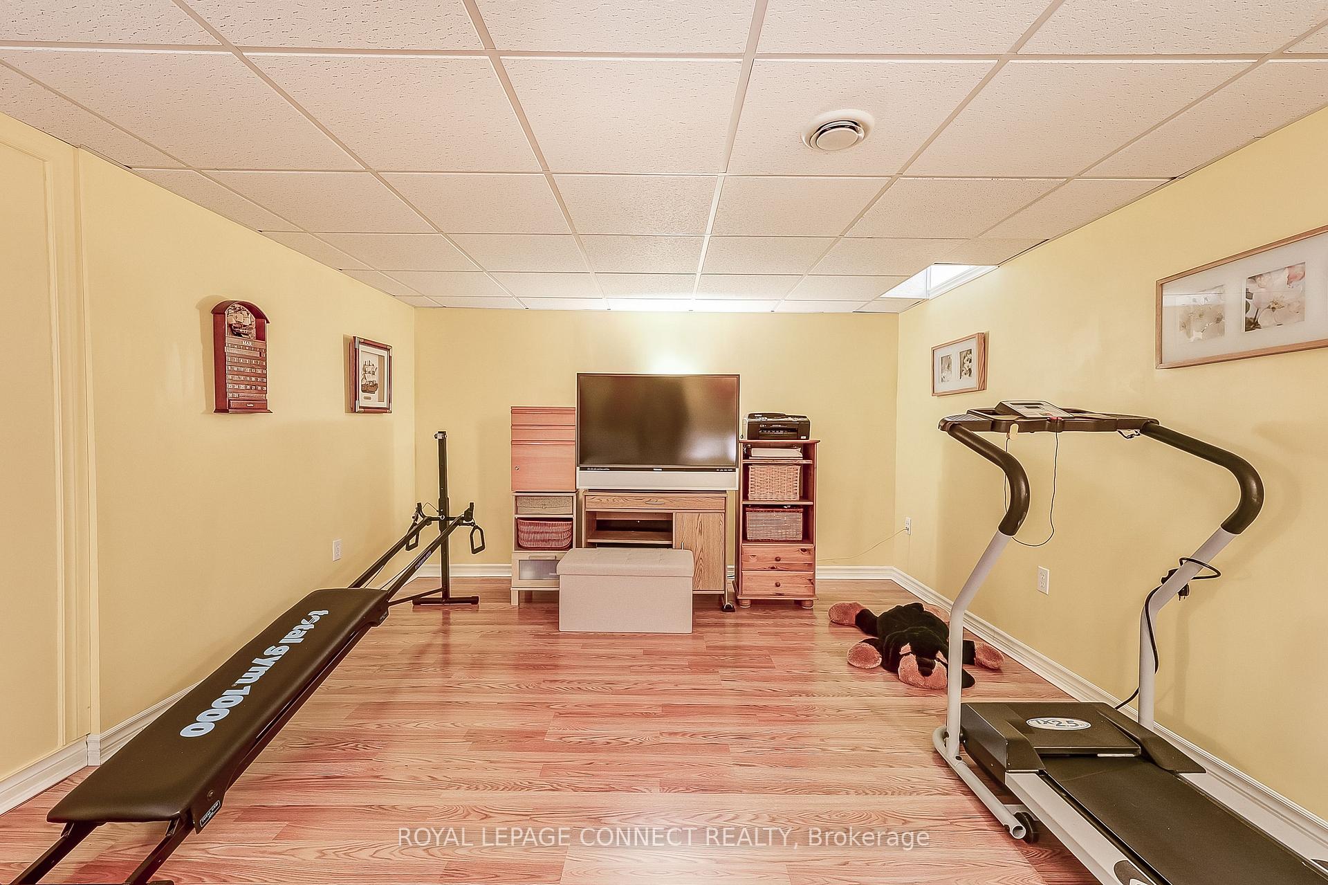 Photo 30 of 352 Strouds Lane, Pickering, Highbush — HOMEH