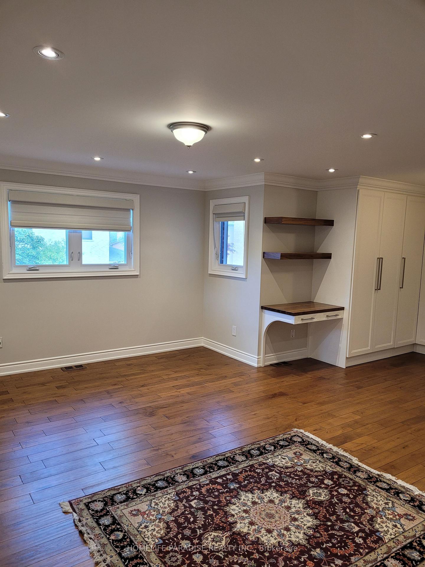 Photo 5 of 46 Mcquarrie Lane, Vaughan, Maple — HOMEH