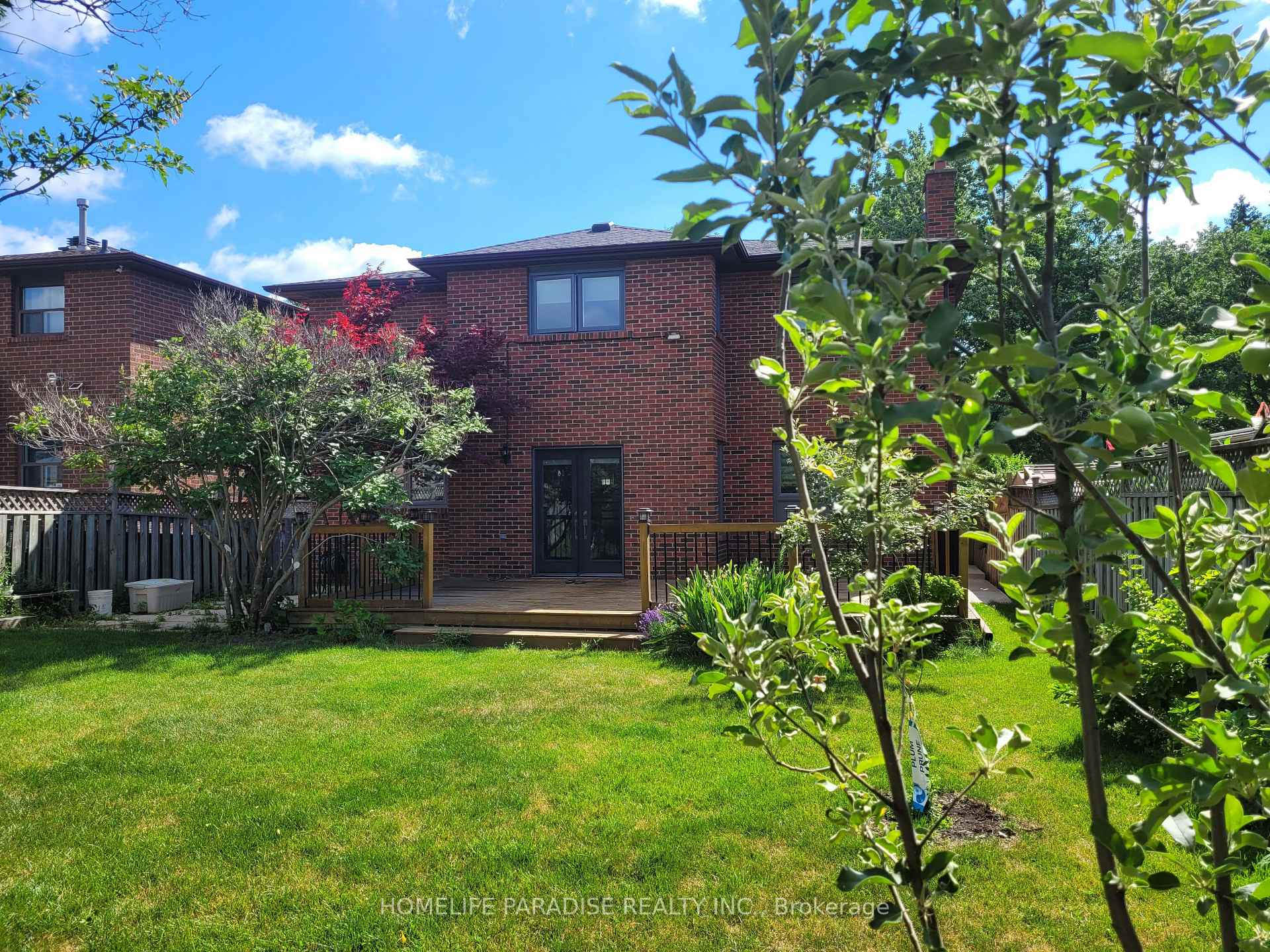Photo 12 of 46 Mcquarrie Lane, Vaughan, Maple — HOMEH