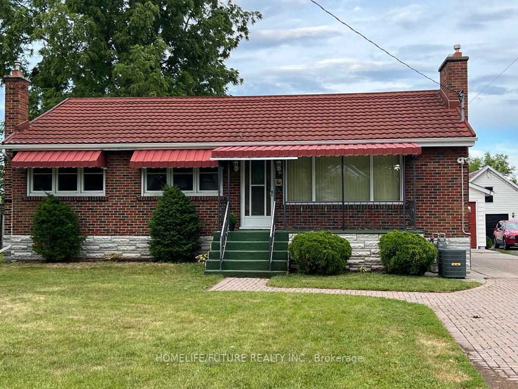 Front of 43 Prince Of Wales Drive