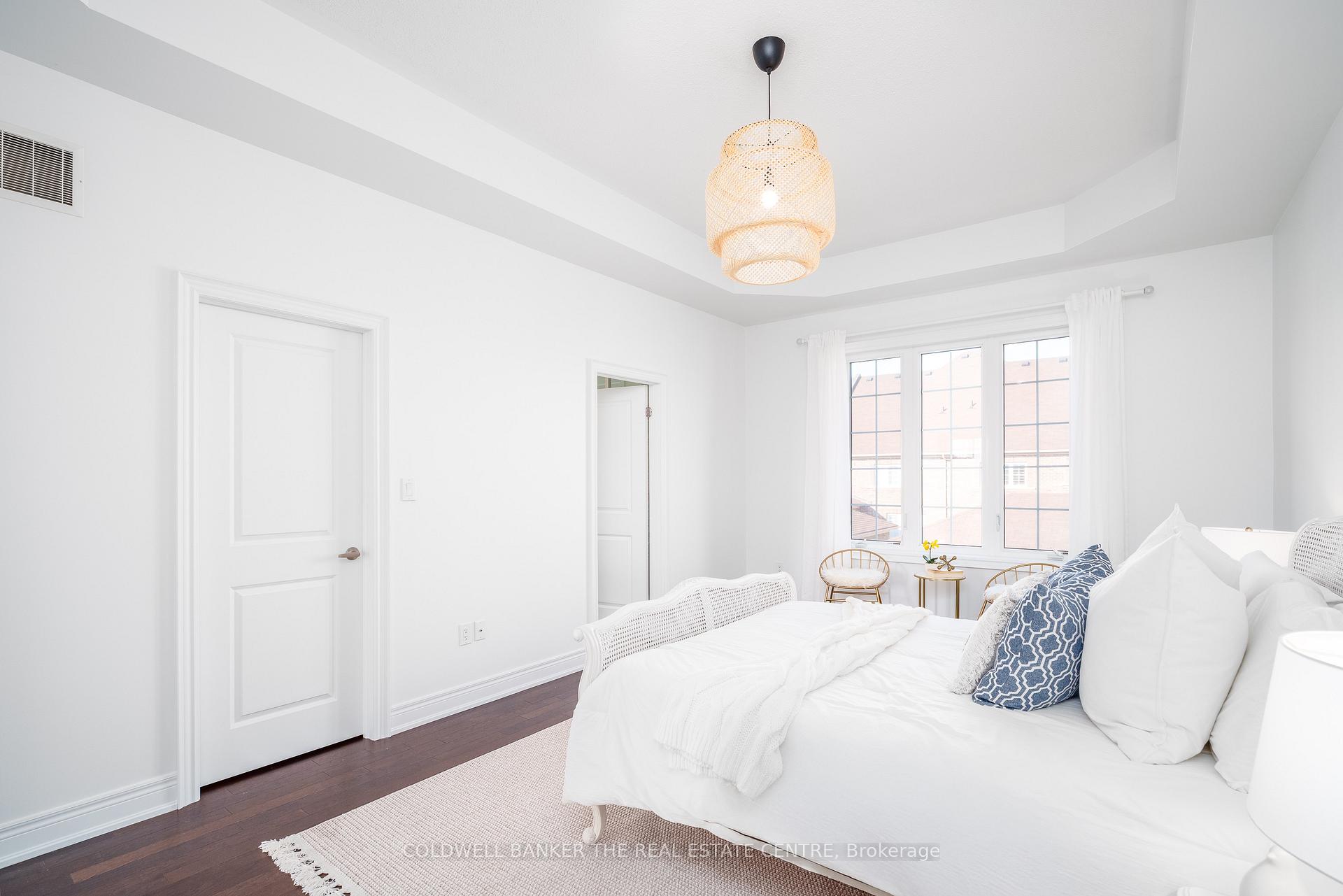 Photo 15 of 3 Aster Drive, Vaughan, Kleinburg — HOMEH