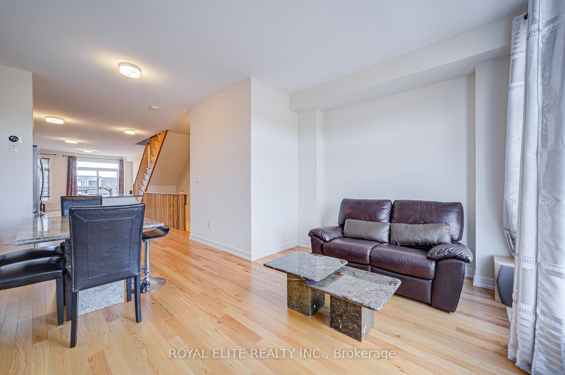 Photo 15 of 2656 Castlegate Crossing, Pickering, Duffin Heights — HOMEH