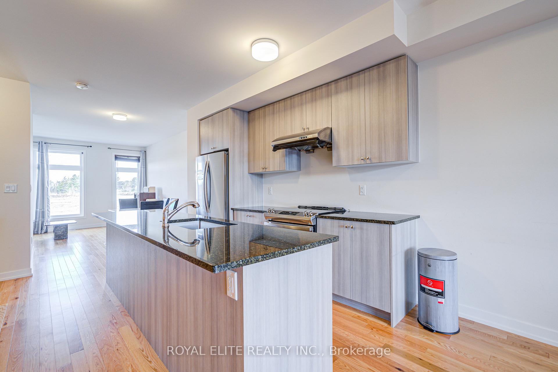 Photo 18 of 2656 Castlegate Crossing, Pickering, Duffin Heights — HOMEH