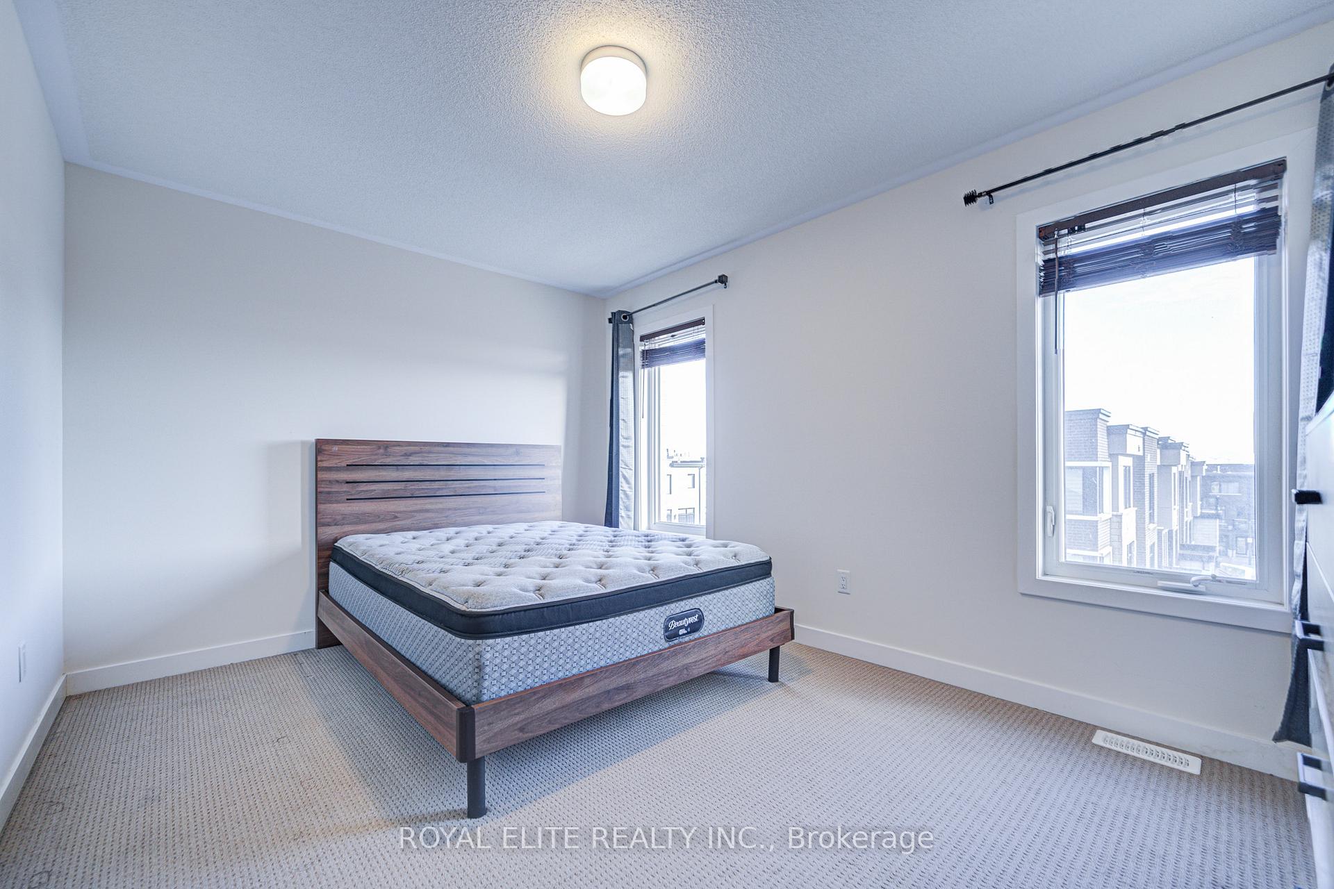 Photo 28 of 2656 Castlegate Crossing, Pickering, Duffin Heights — HOMEH