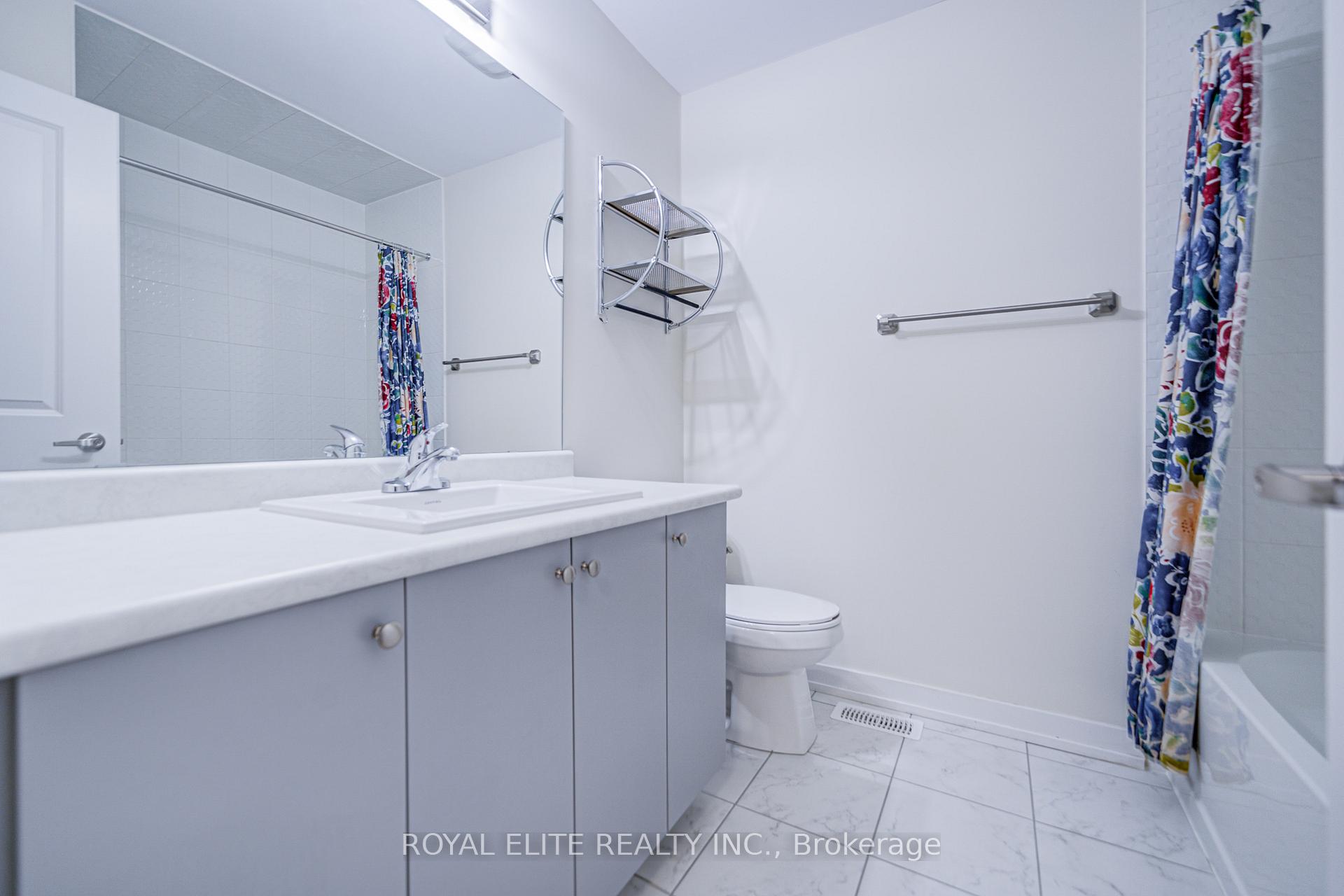 Photo 35 of 2656 Castlegate Crossing, Pickering, Duffin Heights — HOMEH