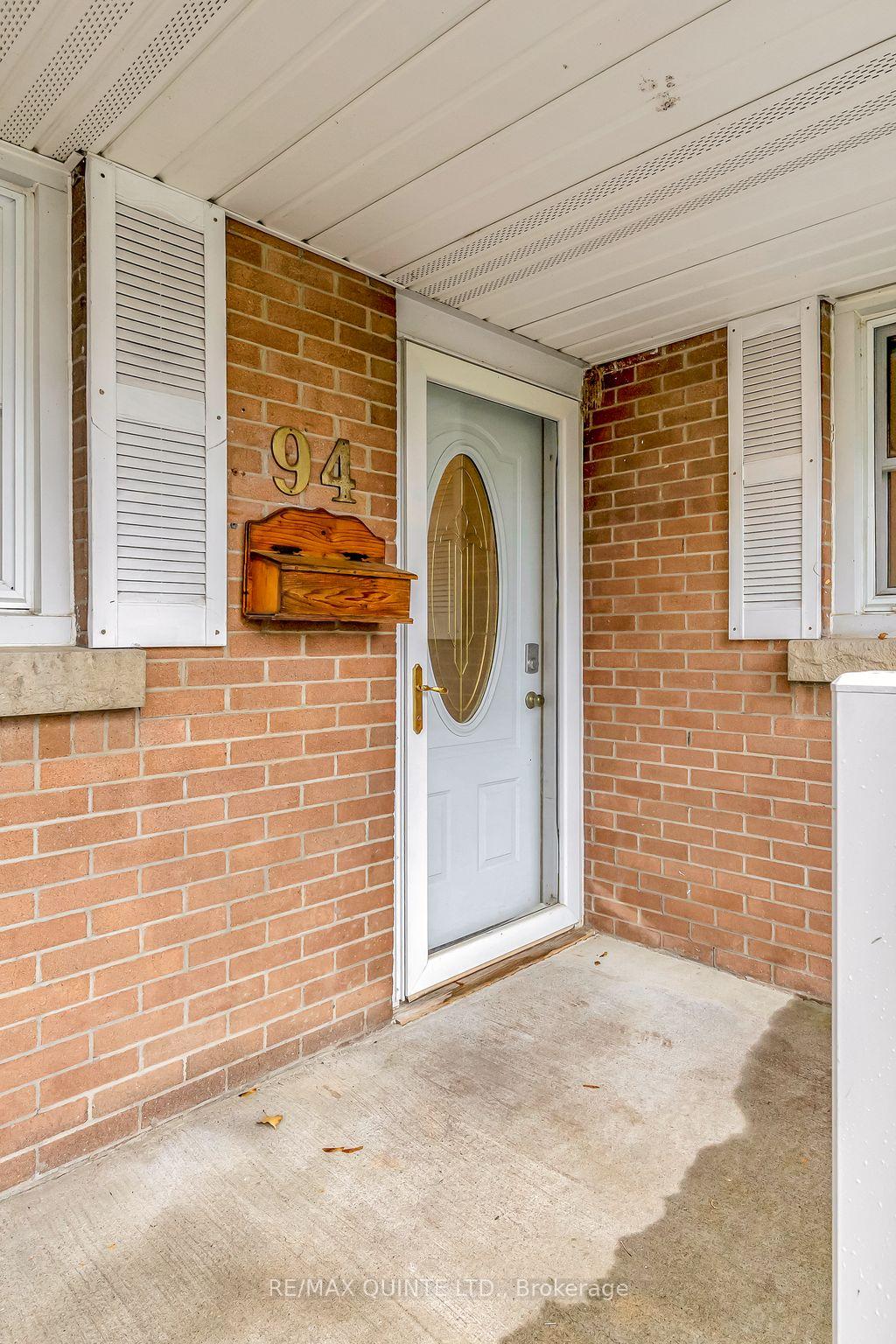Photo 6 of 94 Hastings Drive, Belleville, Belleville Ward — HOMEH