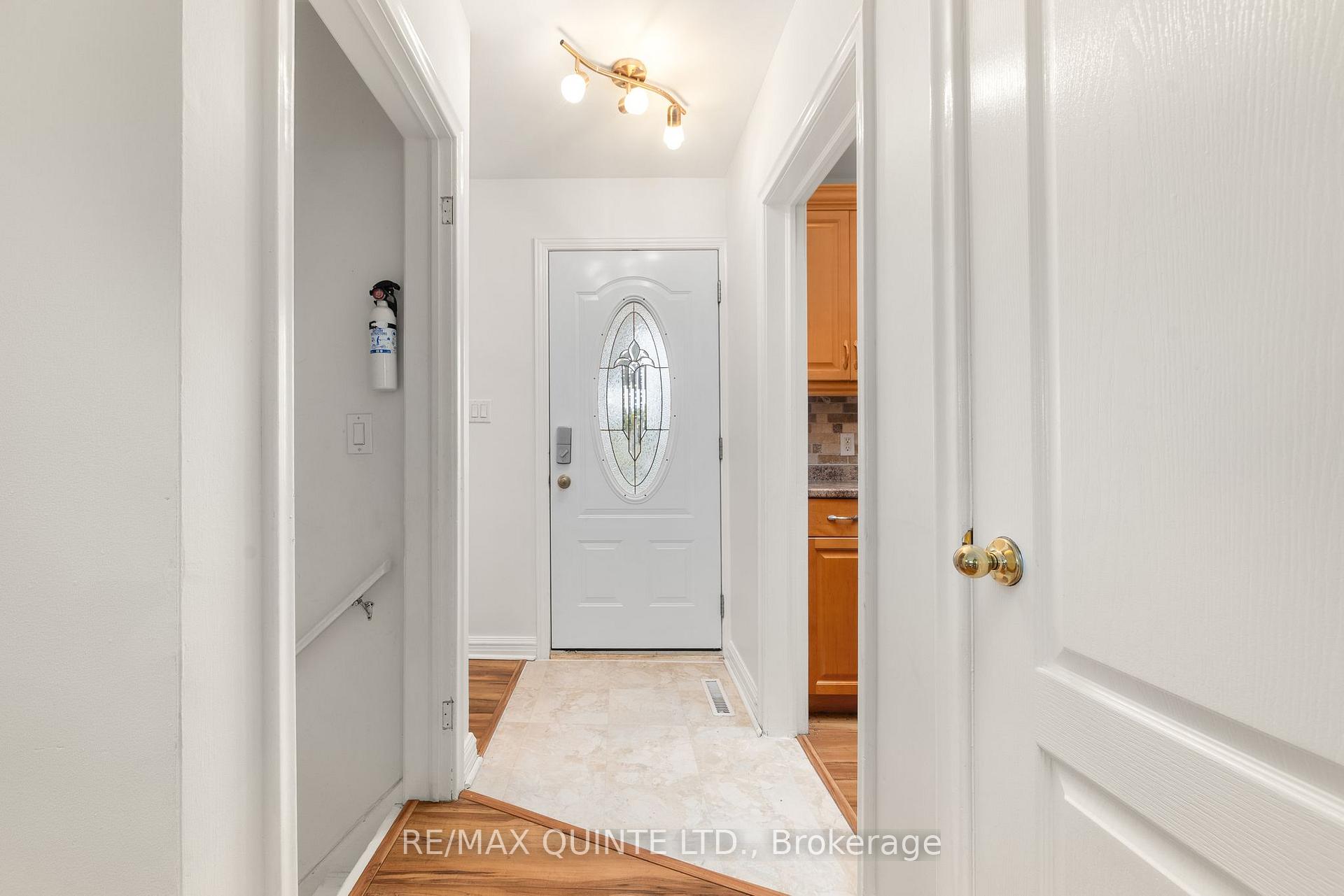 Photo 5 of 94 Hastings Drive, Belleville, Belleville Ward — HOMEH