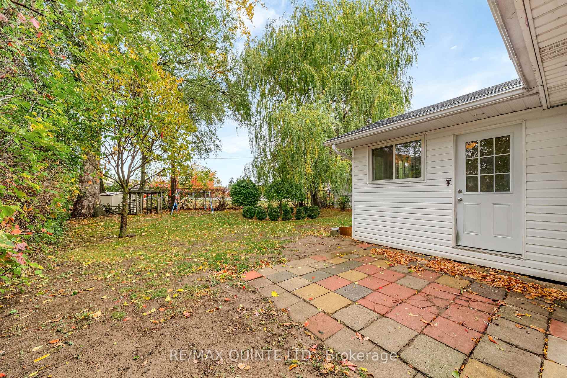 Photo 28 of 94 Hastings Drive, Belleville, Belleville Ward — HOMEH
