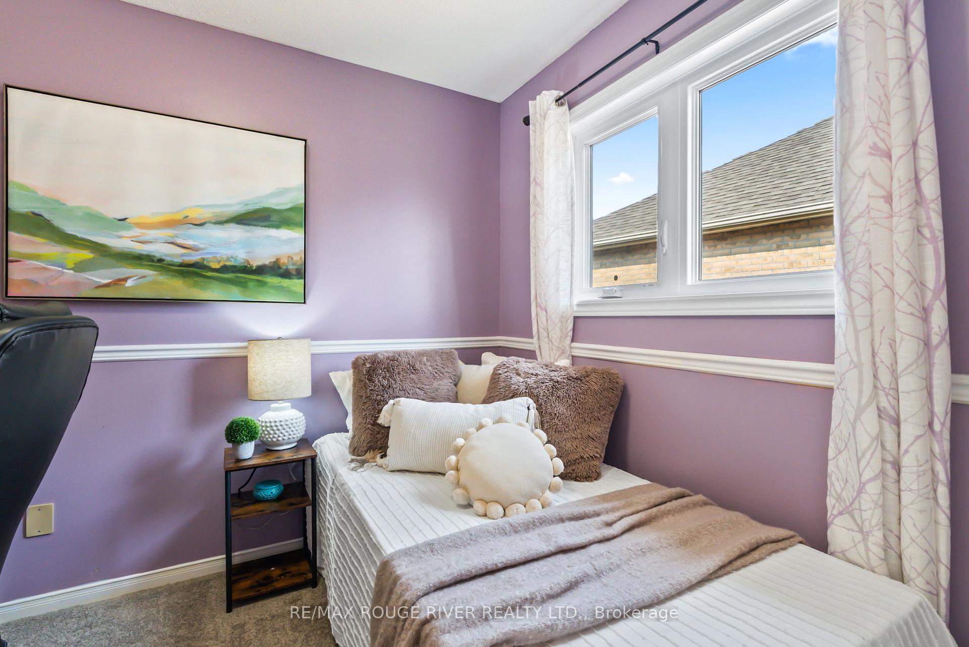 Photo 29 of 41 Valleywood Drive, Whitby, Williamsburg — HOMEH