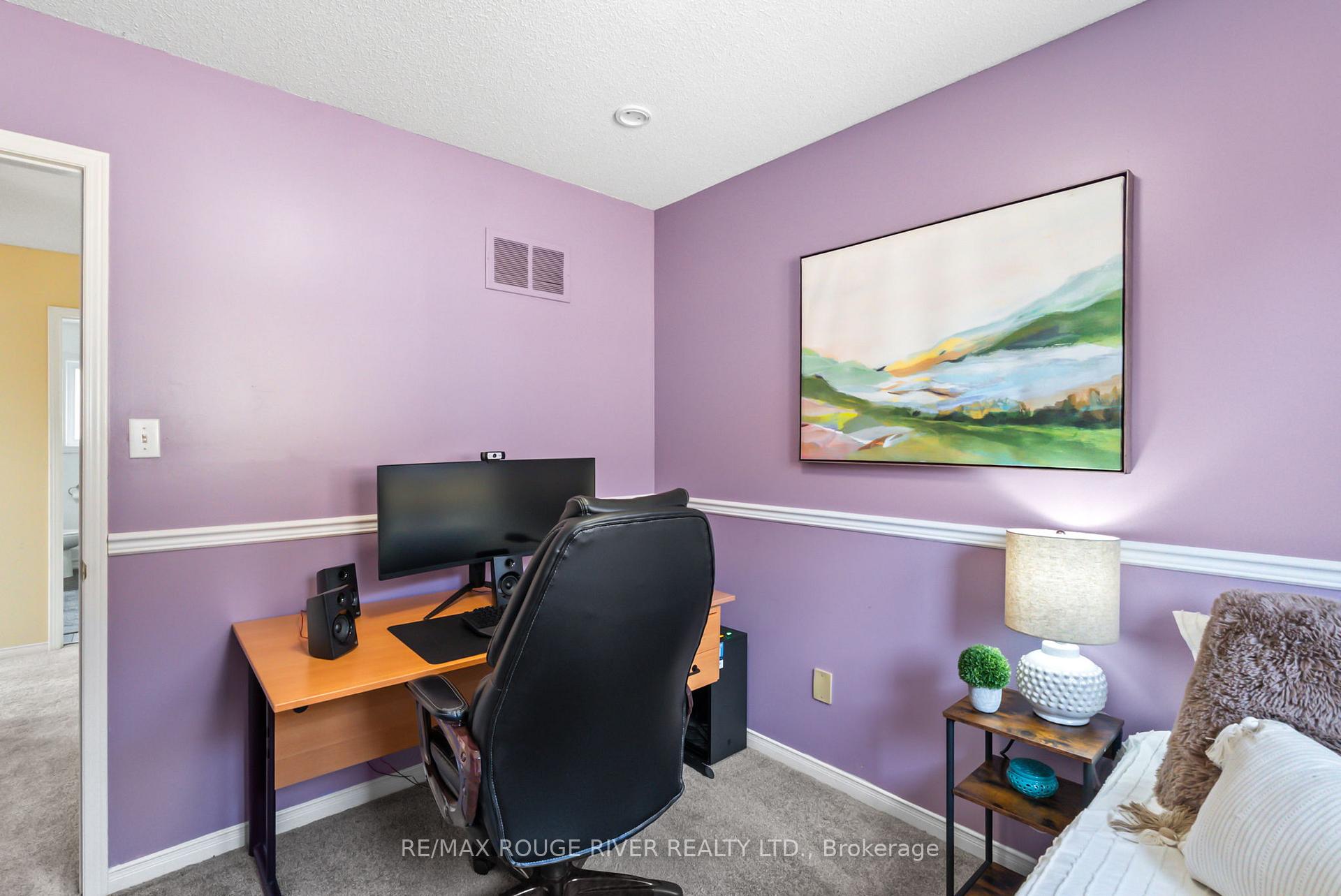 Photo 30 of 41 Valleywood Drive, Whitby, Williamsburg — HOMEH