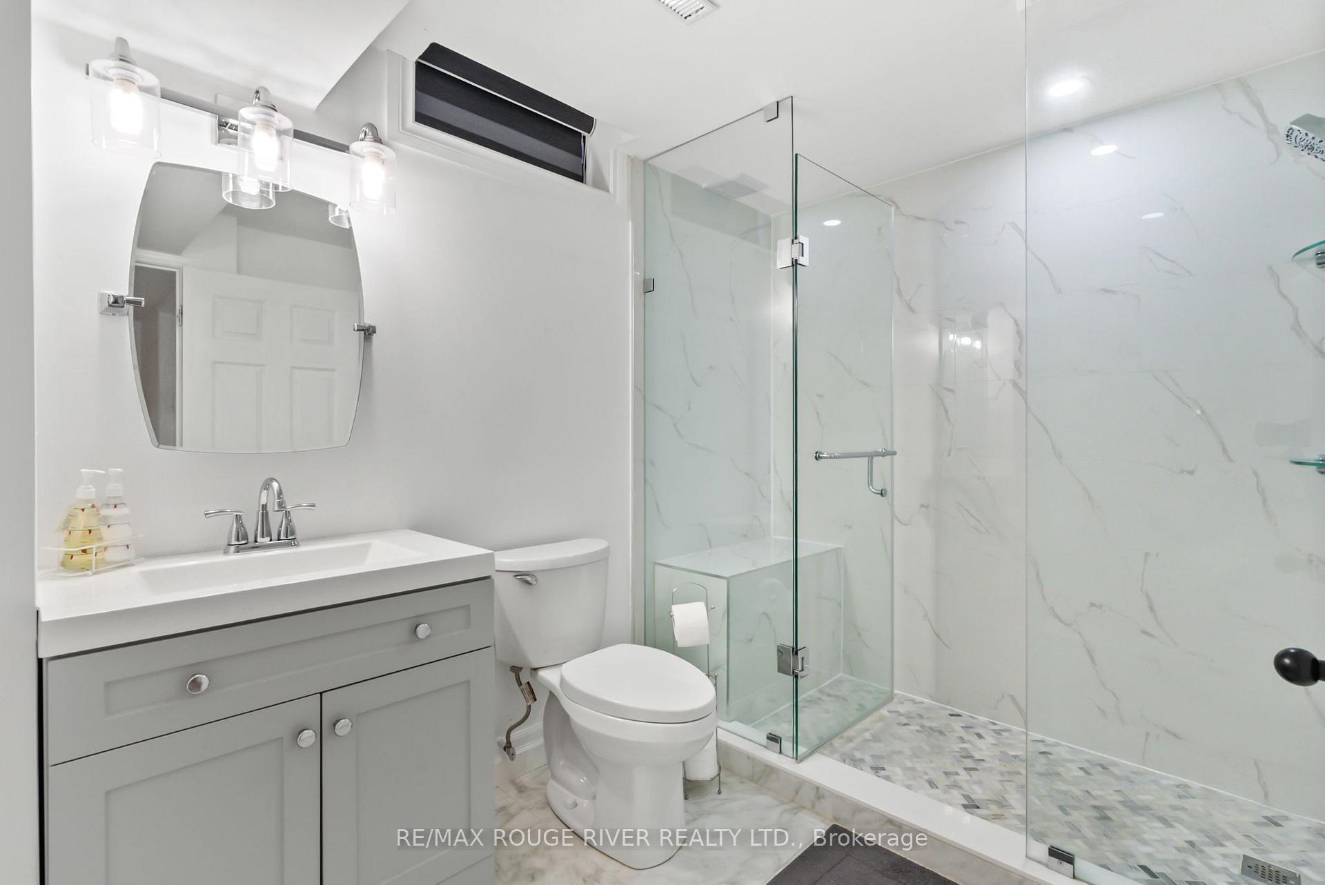 Photo 38 of 41 Valleywood Drive, Whitby, Williamsburg — HOMEH