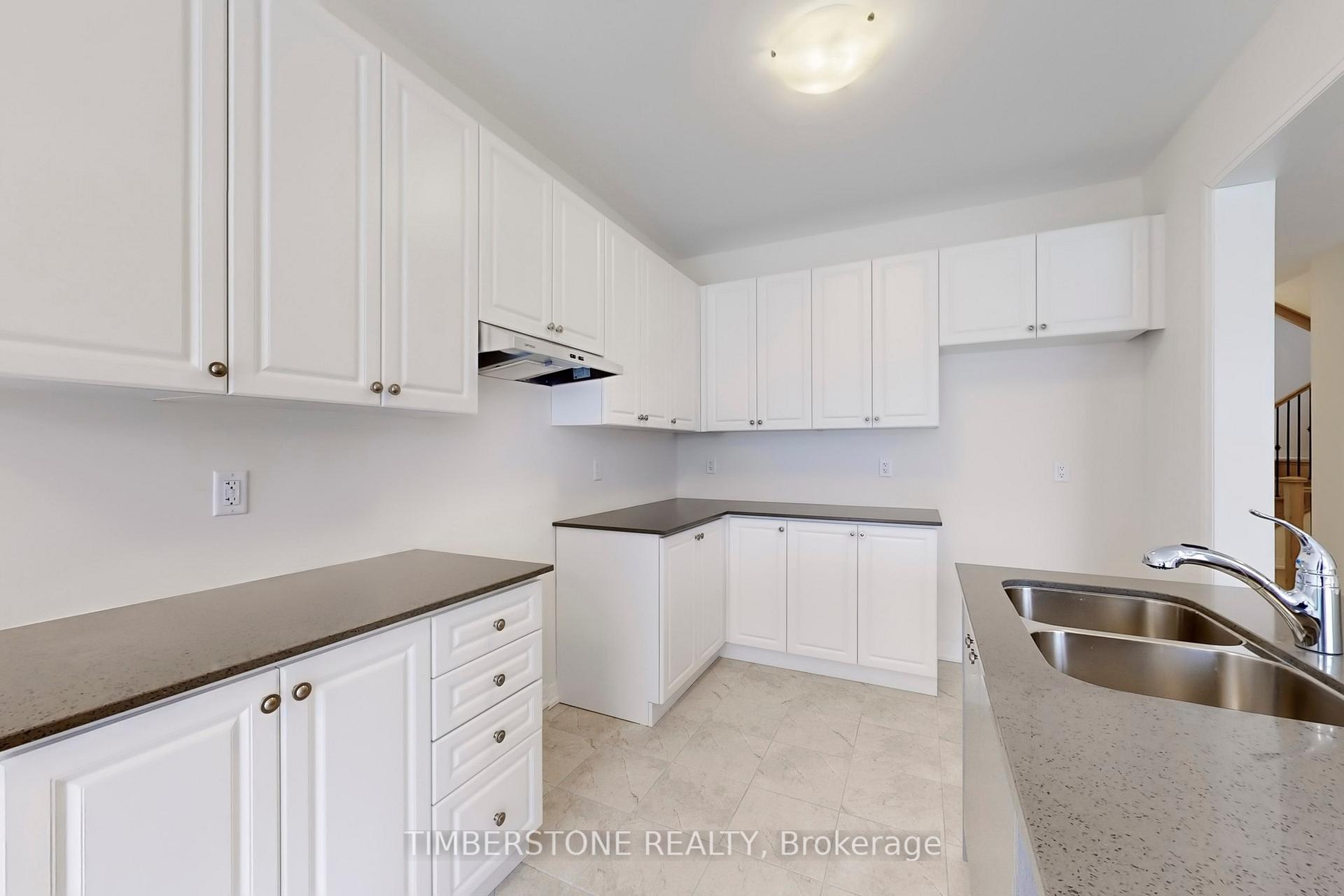 Photo 10 of 1829 Irish Moss Square, Pickering, Rural Pickering — HOMEH