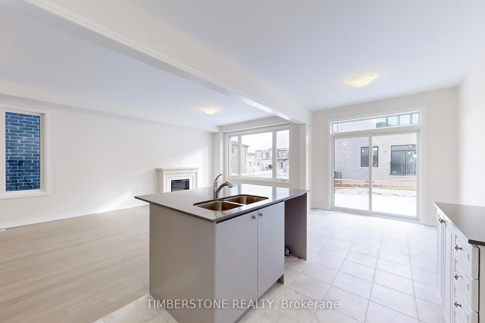 Photo 11 of 1829 Irish Moss Square, Pickering, Rural Pickering — HOMEH