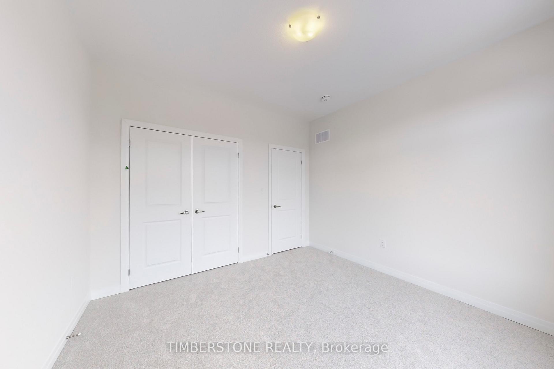 Photo 23 of 1829 Irish Moss Square, Pickering, Rural Pickering — HOMEH