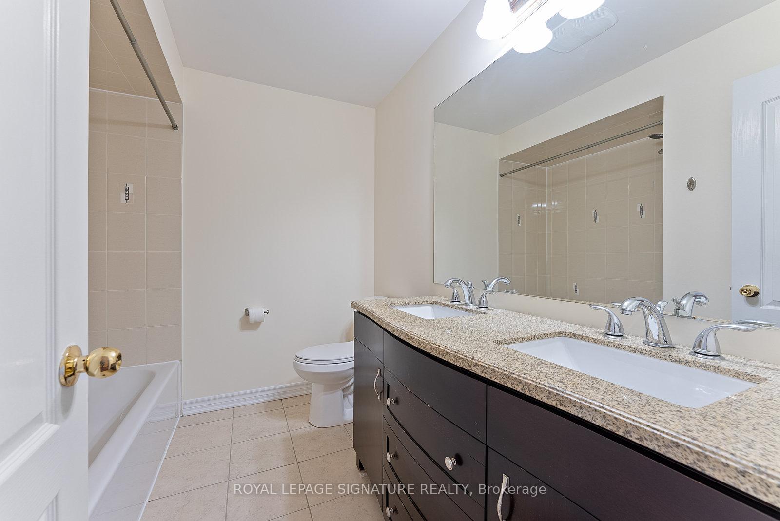 Photo 32 of 8 Zachary Place, Vaughan, Vellore Village — HOMEH