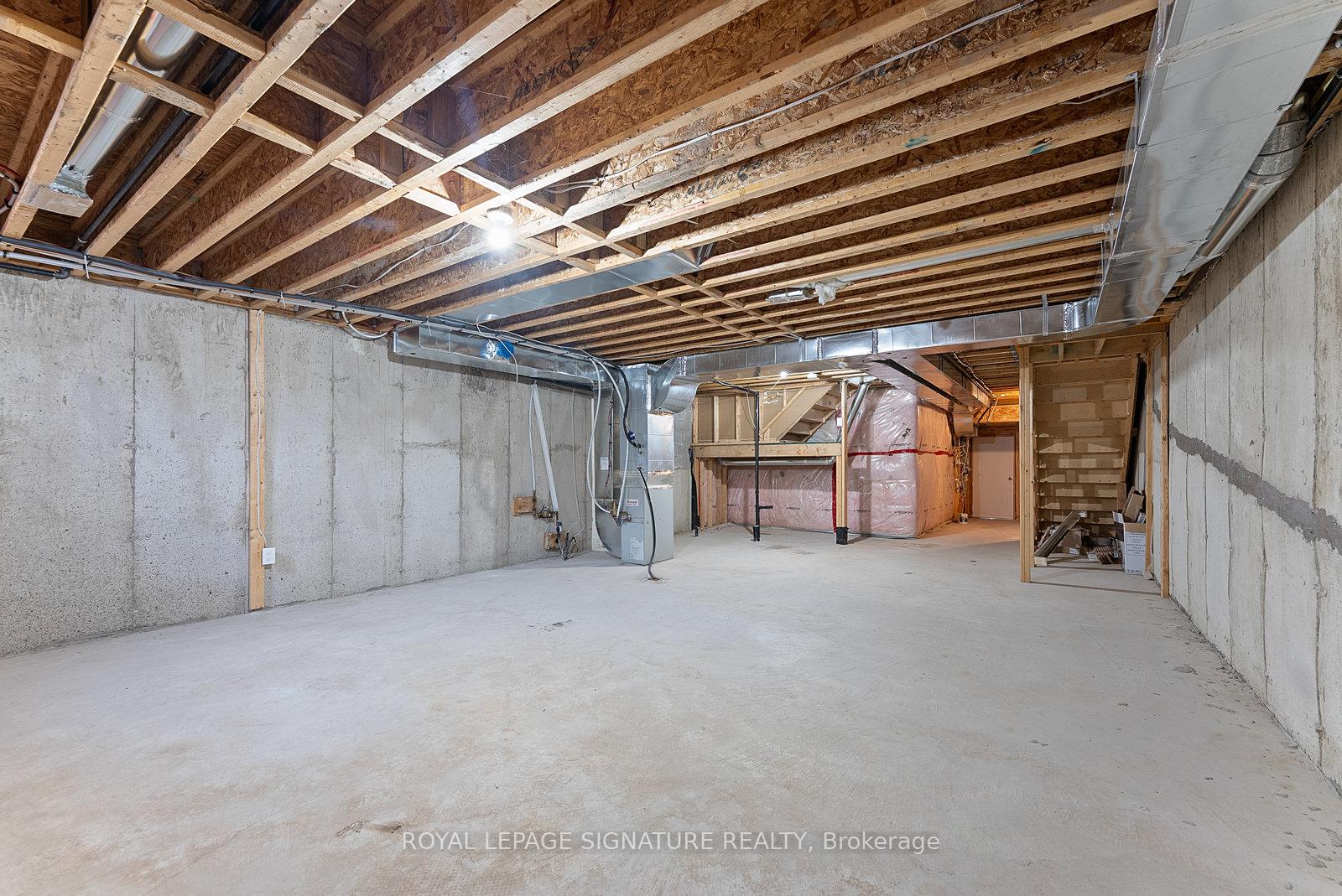 Photo 35 of 8 Zachary Place, Vaughan, Vellore Village — HOMEH