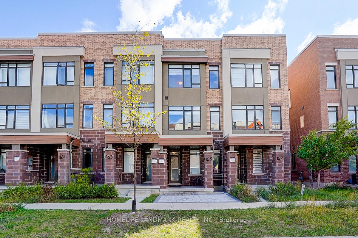 Photo 1 of 165 Salterton Circle, Vaughan, Rural Vaughan — HOMEH