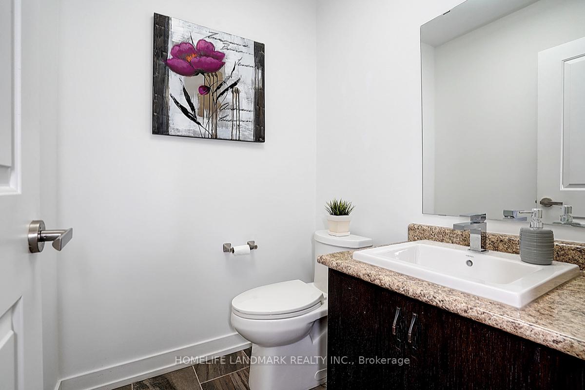 Photo 19 of 165 Salterton Circle, Vaughan, Rural Vaughan — HOMEH