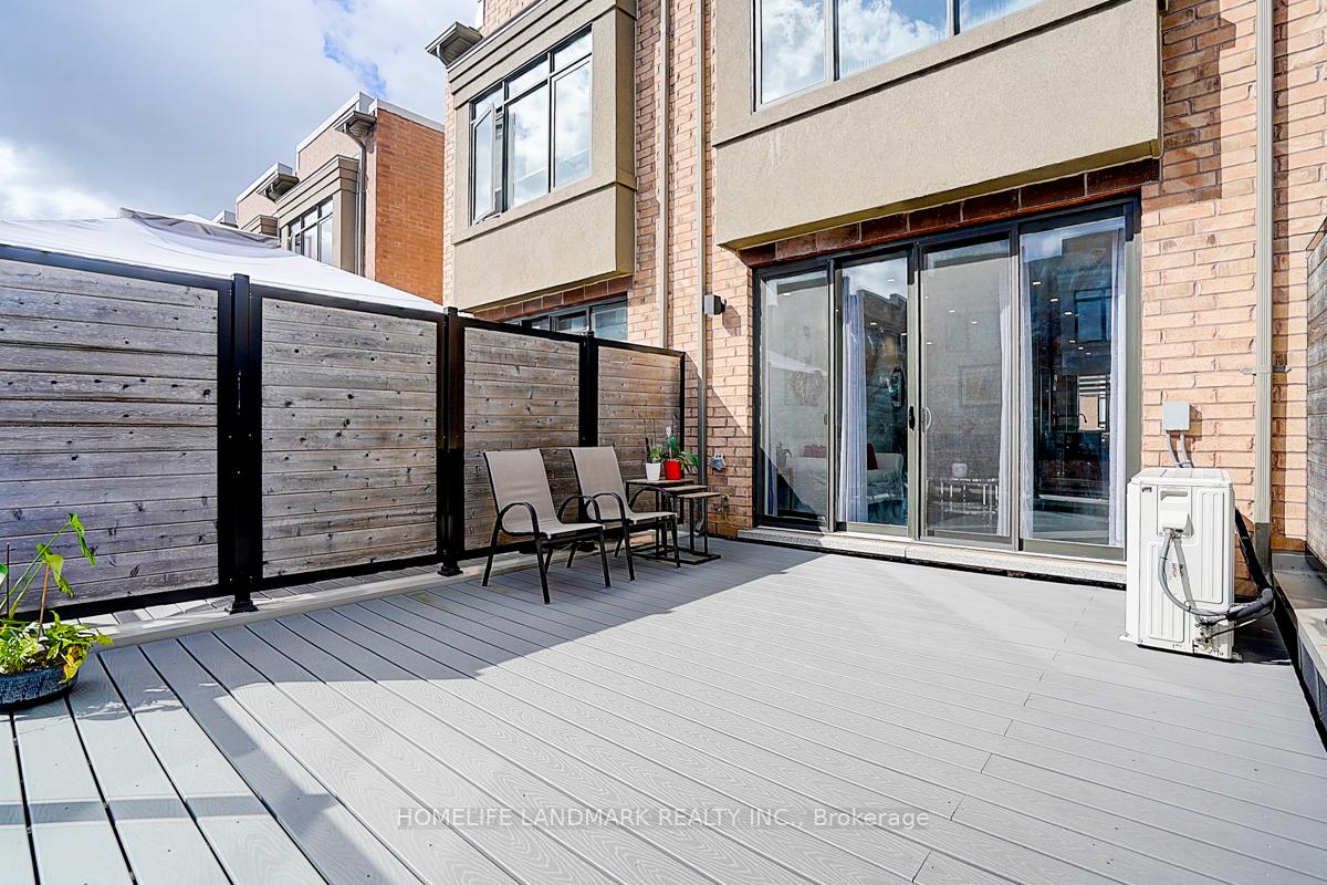 Photo 21 of 165 Salterton Circle, Vaughan, Rural Vaughan — HOMEH