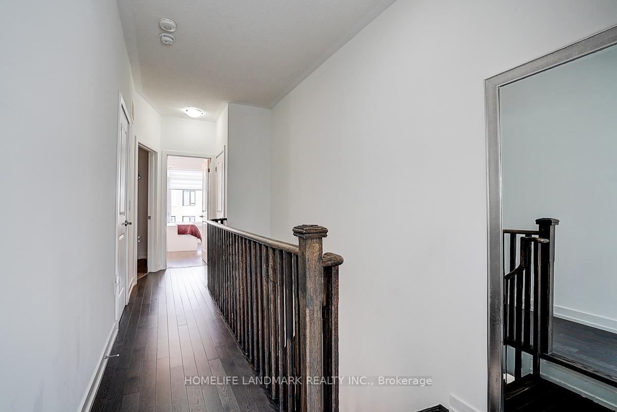 Photo 32 of 165 Salterton Circle, Vaughan, Rural Vaughan — HOMEH