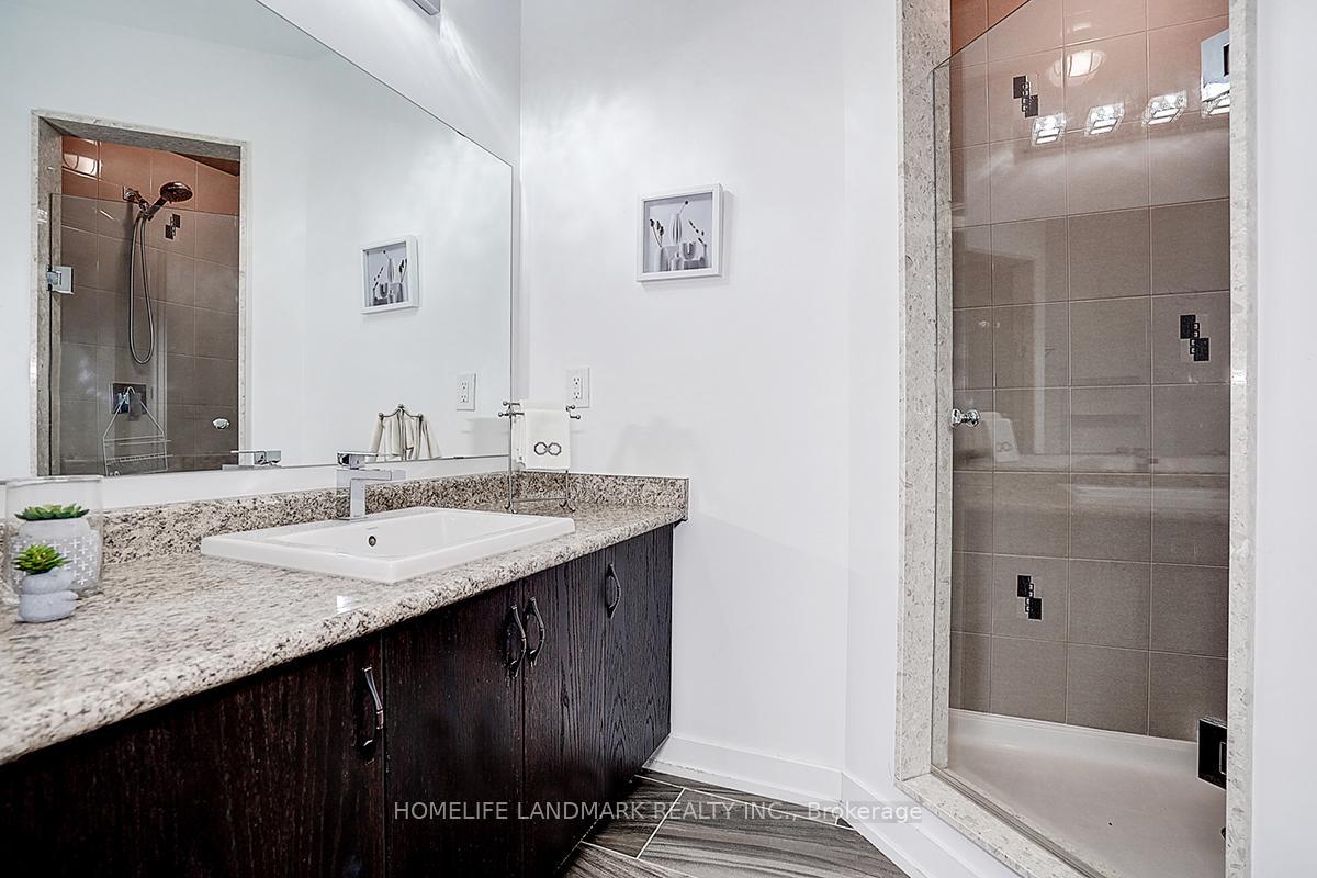 Photo 37 of 165 Salterton Circle, Vaughan, Rural Vaughan — HOMEH