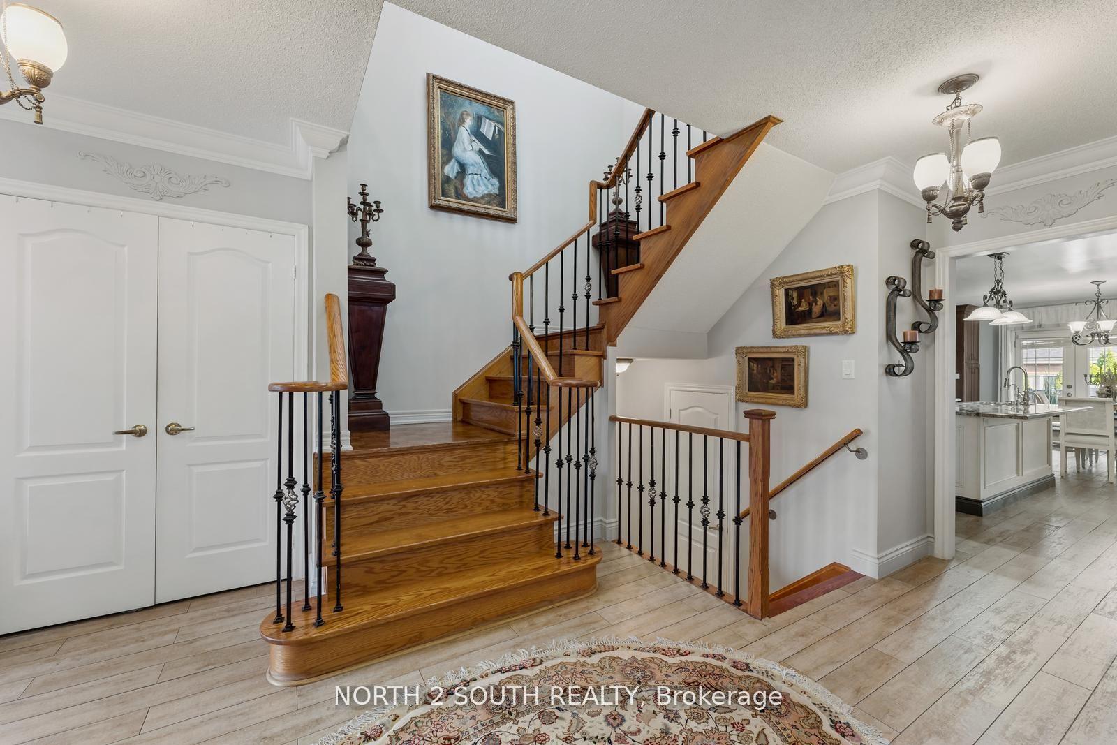 Photo 24 of 121 Royal Pine Avenue, Vaughan, Sonoma Heights — HOMEH