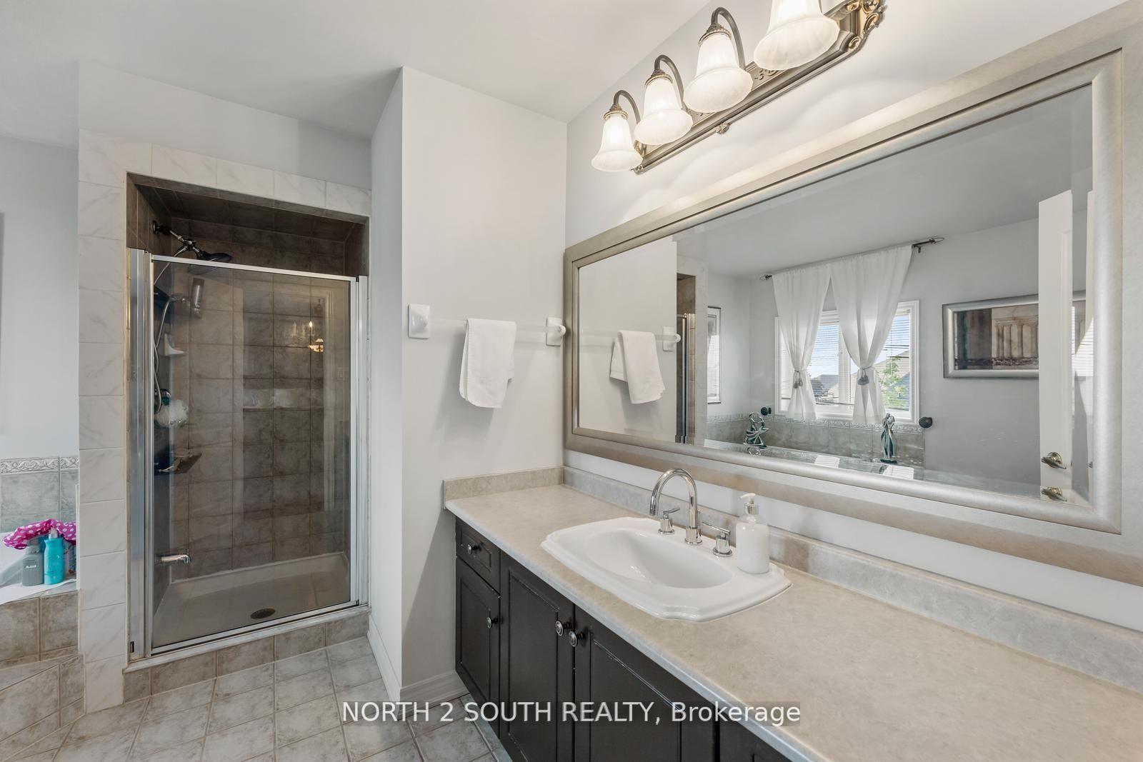 Photo 28 of 121 Royal Pine Avenue, Vaughan, Sonoma Heights — HOMEH