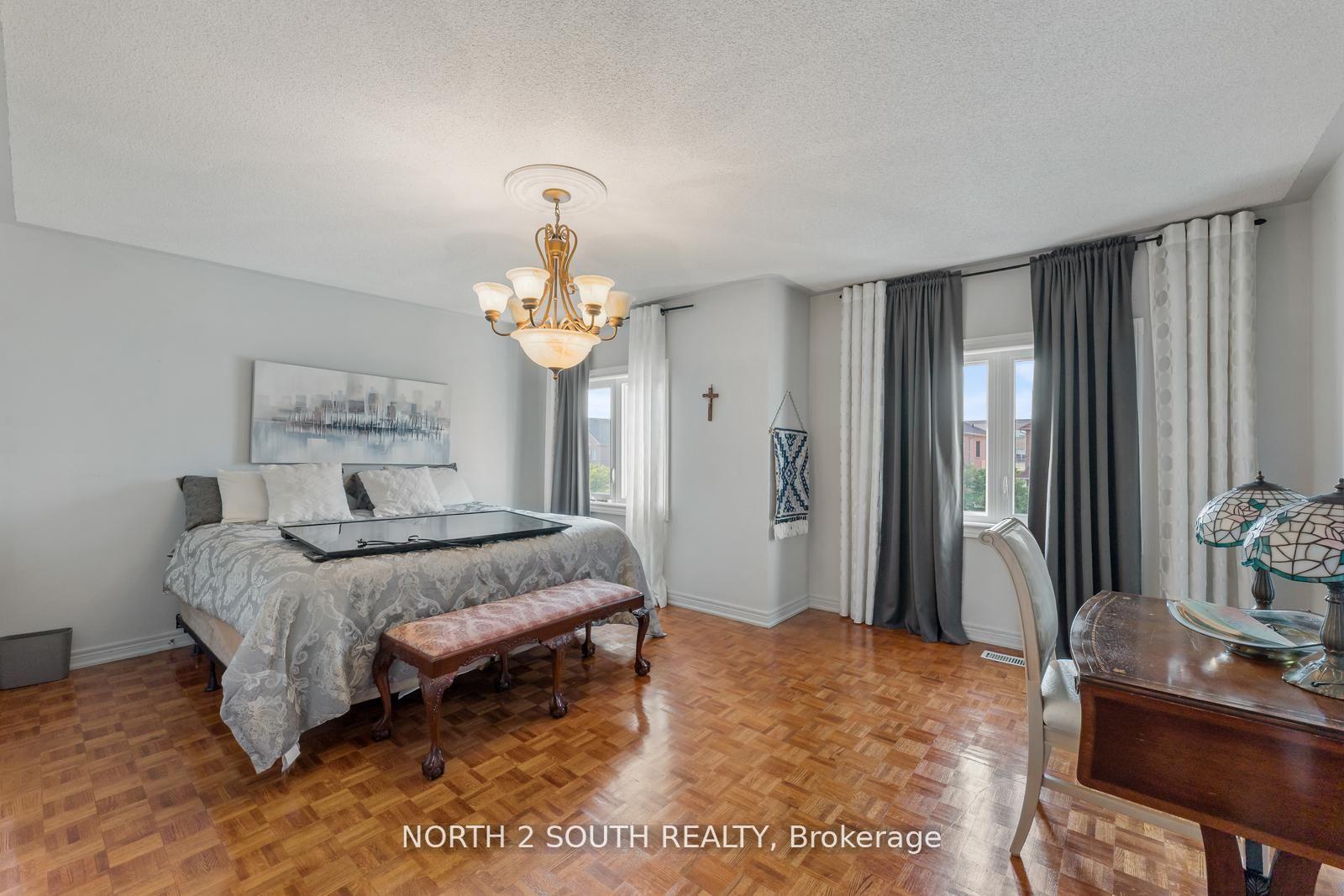 Photo 31 of 121 Royal Pine Avenue, Vaughan, Sonoma Heights — HOMEH