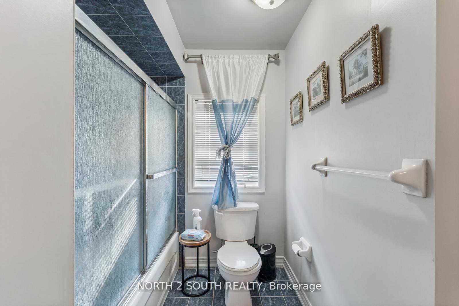 Photo 33 of 121 Royal Pine Avenue, Vaughan, Sonoma Heights — HOMEH