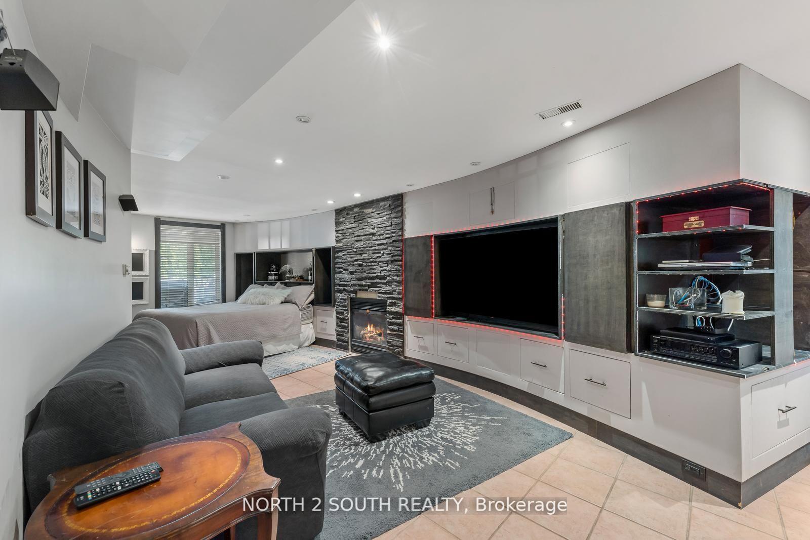 Photo 38 of 121 Royal Pine Avenue, Vaughan, Sonoma Heights — HOMEH