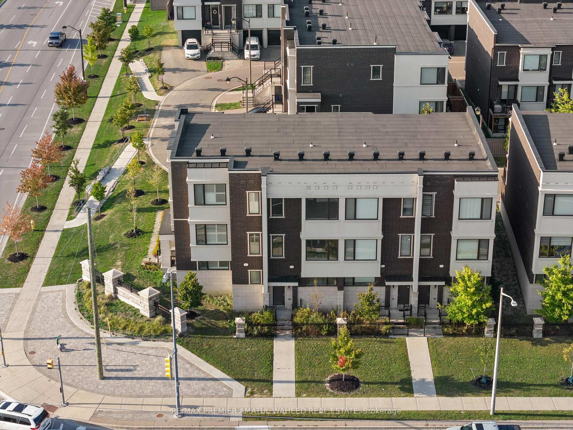 Photo 1 of 3928 Major Mackenzie Drive, Vaughan, Vellore Village — HOMEH