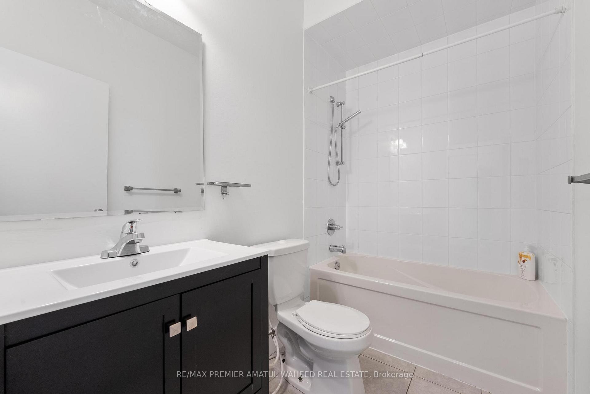 Photo 32 of 3928 Major Mackenzie Drive, Vaughan, Vellore Village — HOMEH