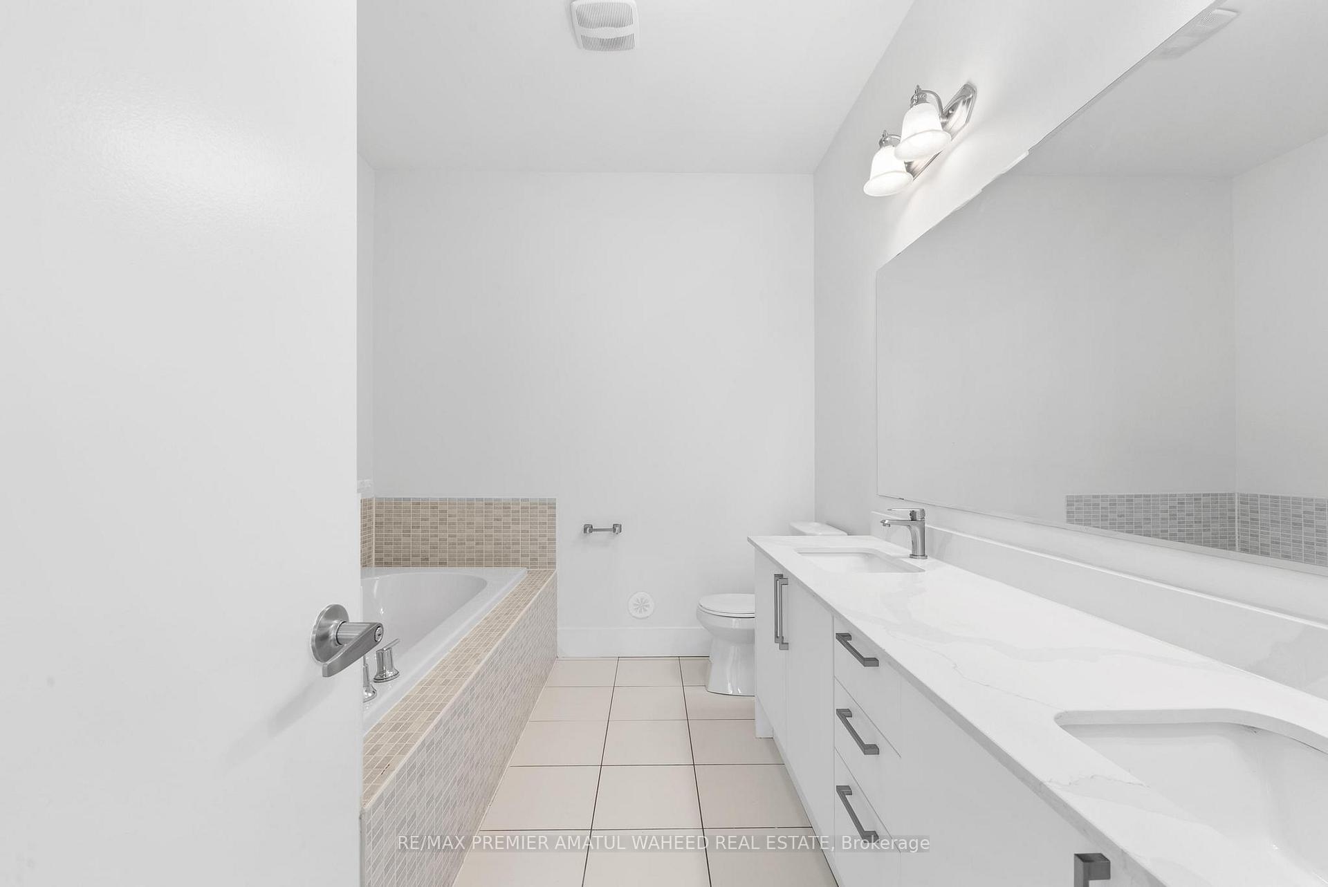 Photo 34 of 3928 Major Mackenzie Drive, Vaughan, Vellore Village — HOMEH