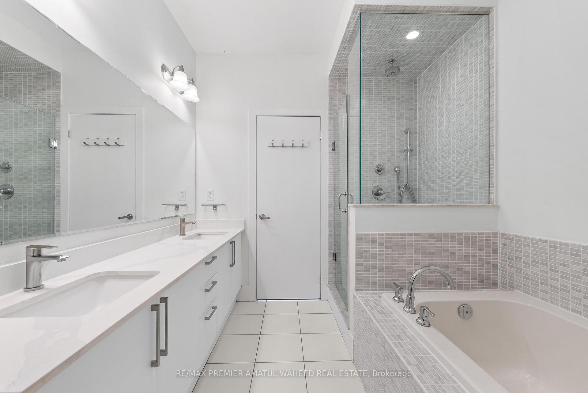 Photo 35 of 3928 Major Mackenzie Drive, Vaughan, Vellore Village — HOMEH