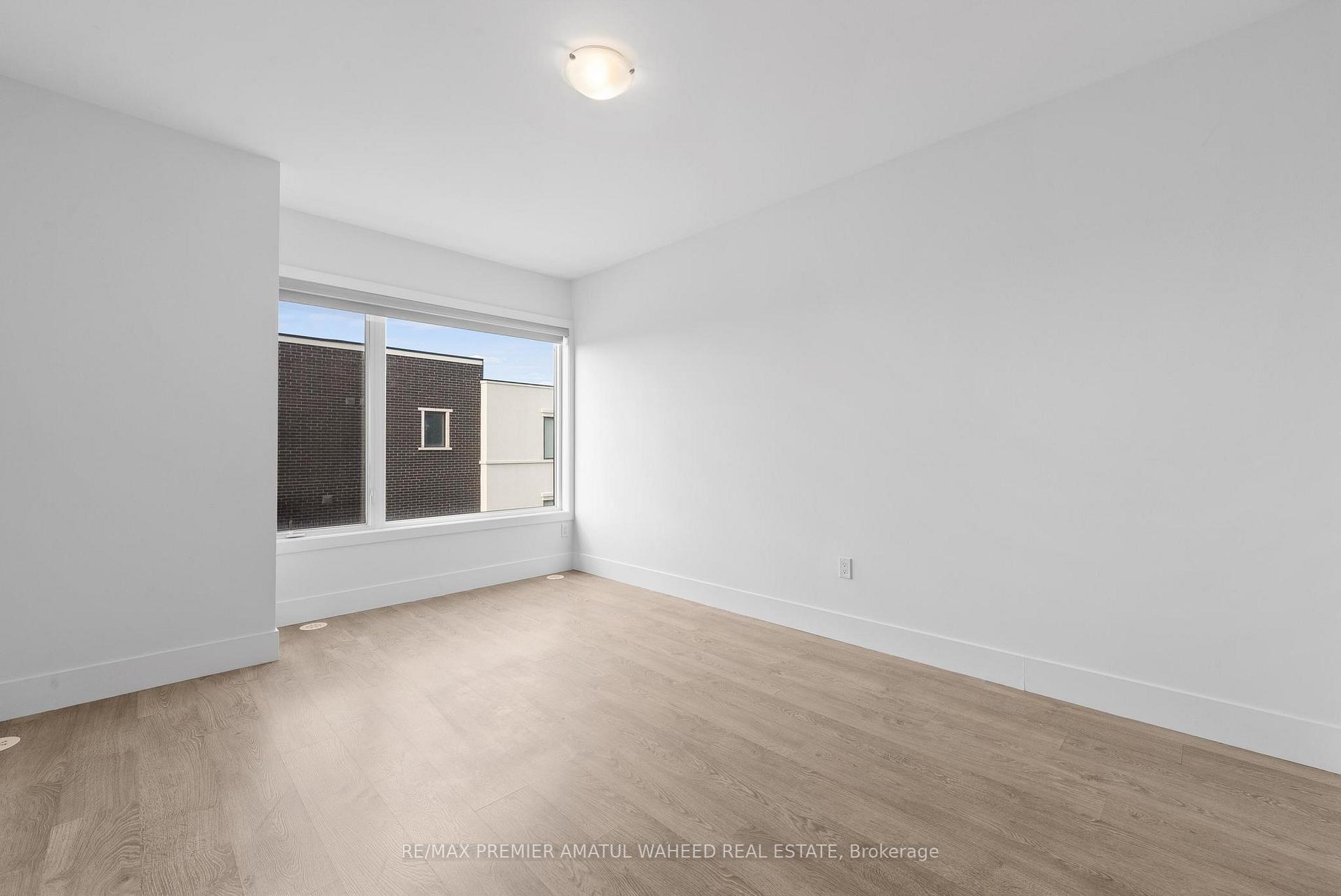 Photo 39 of 3928 Major Mackenzie Drive, Vaughan, Vellore Village — HOMEH