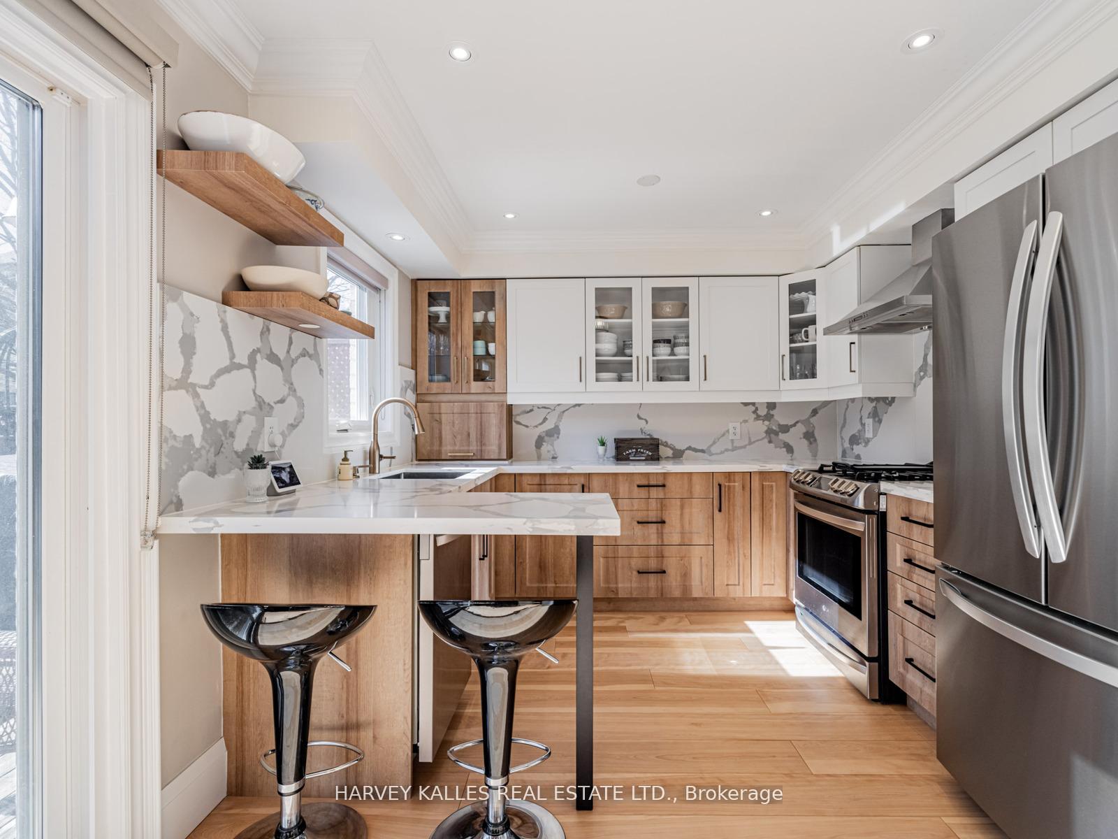 Photo 10 of 83 Stemmle Drive, Aurora, Aurora Highlands — HOMEH