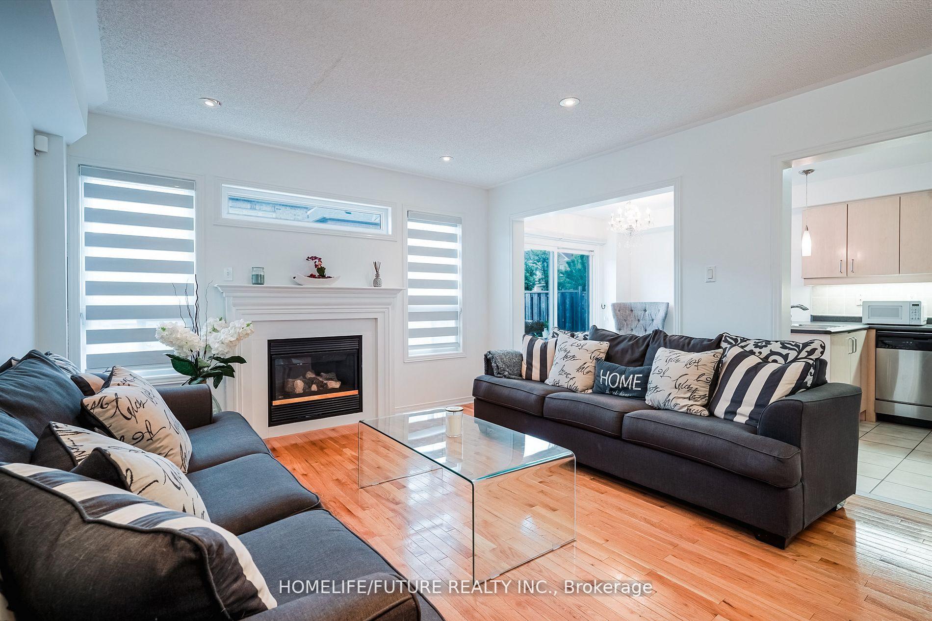 Photo 8 of 18 Mansbridge Crescent, Ajax, Northeast Ajax — HOMEH