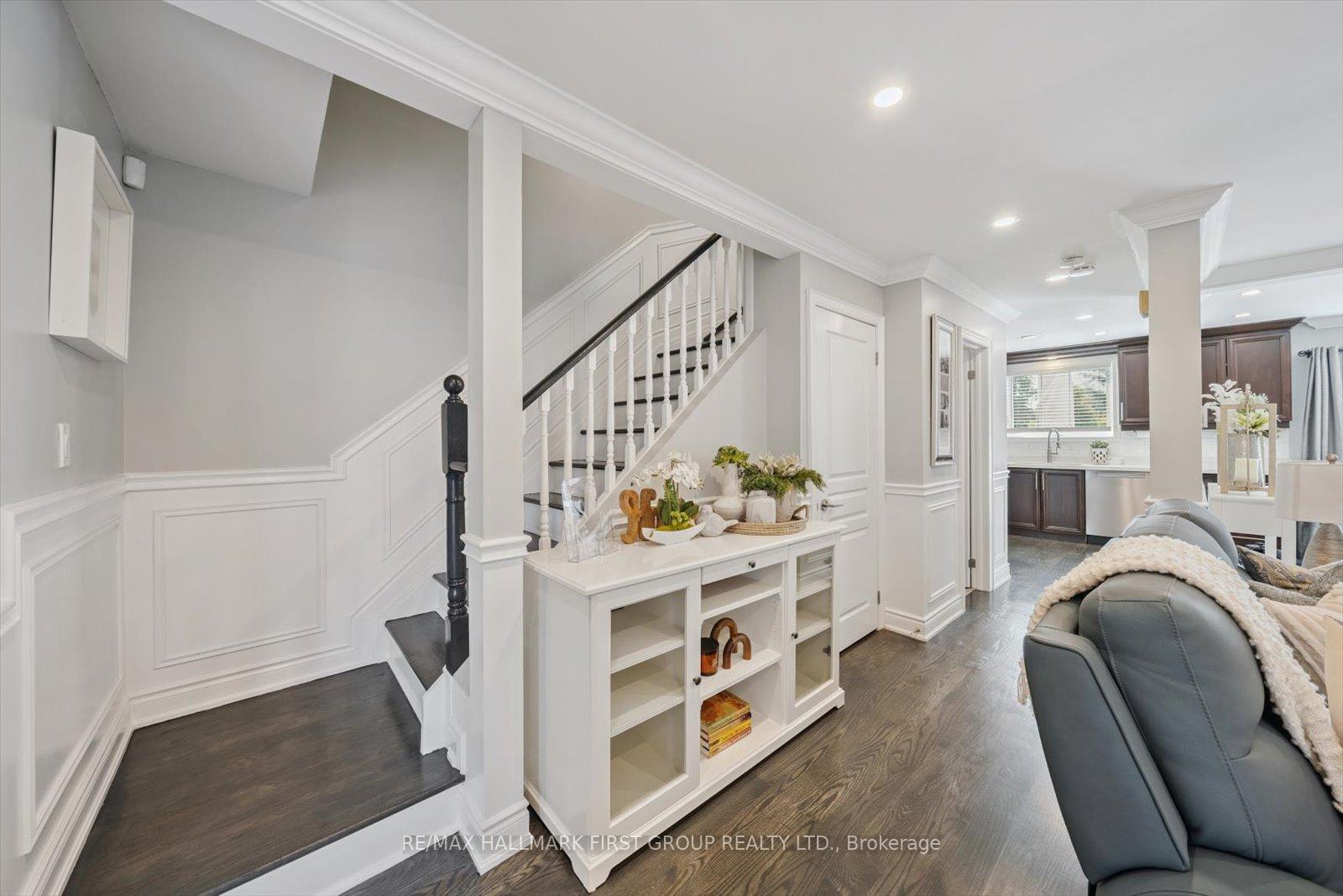 Photo 5 of 51 Andrea Lane, Vaughan, East Woodbridge — HOMEH