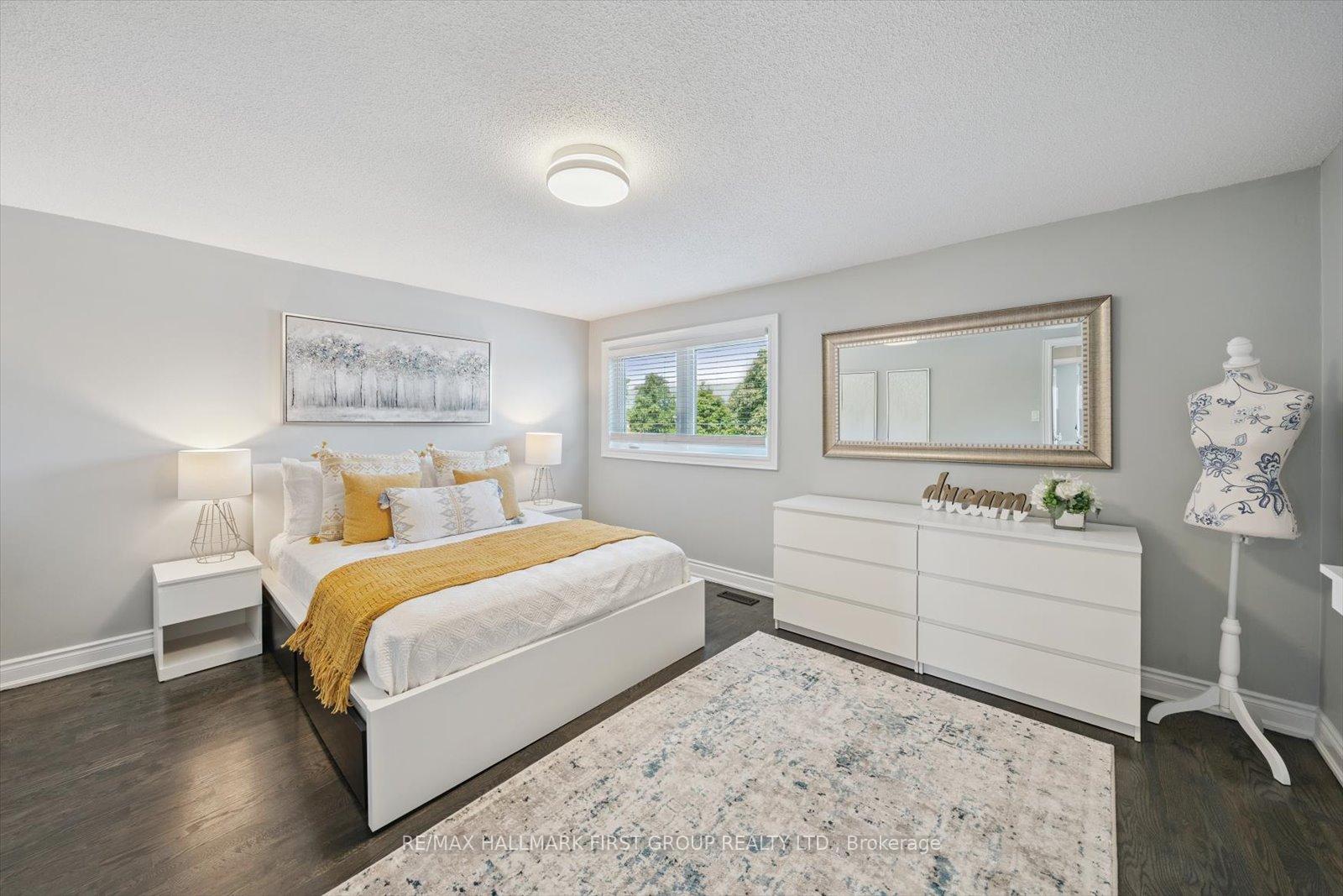 Photo 16 of 51 Andrea Lane, Vaughan, East Woodbridge — HOMEH