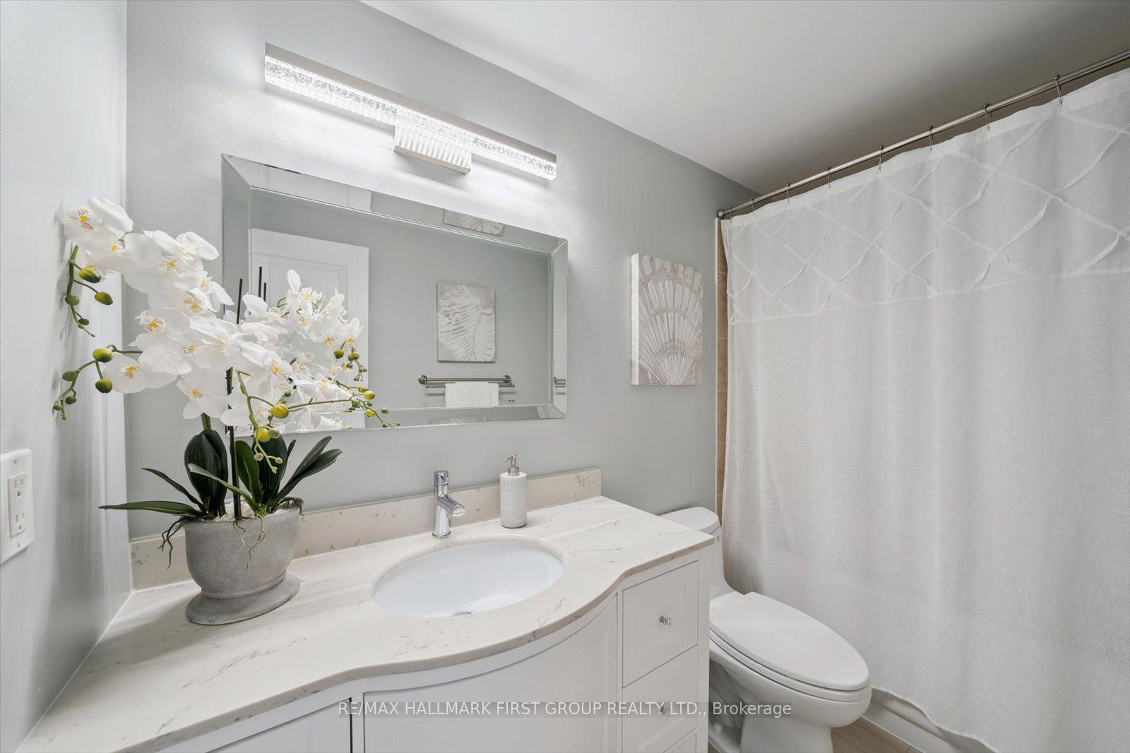 Photo 19 of 51 Andrea Lane, Vaughan, East Woodbridge — HOMEH