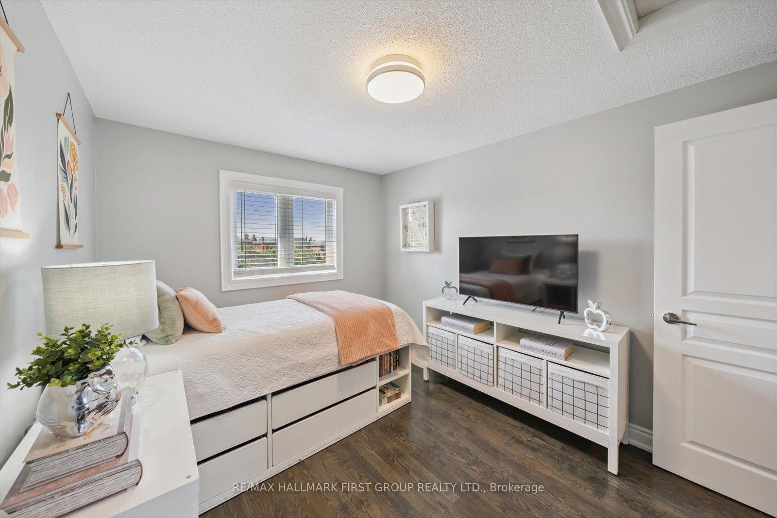 Photo 24 of 51 Andrea Lane, Vaughan, East Woodbridge — HOMEH
