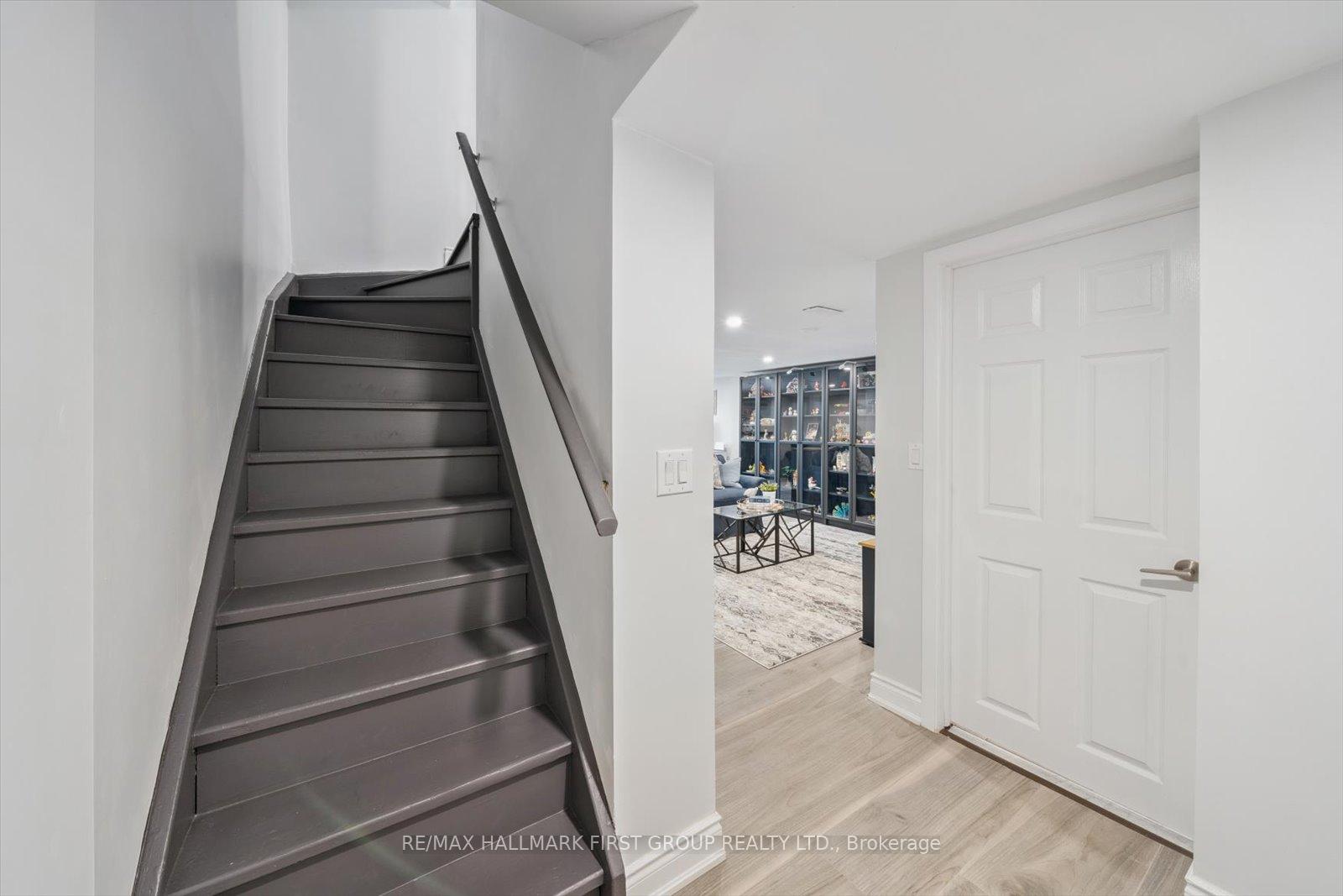 Photo 26 of 51 Andrea Lane, Vaughan, East Woodbridge — HOMEH