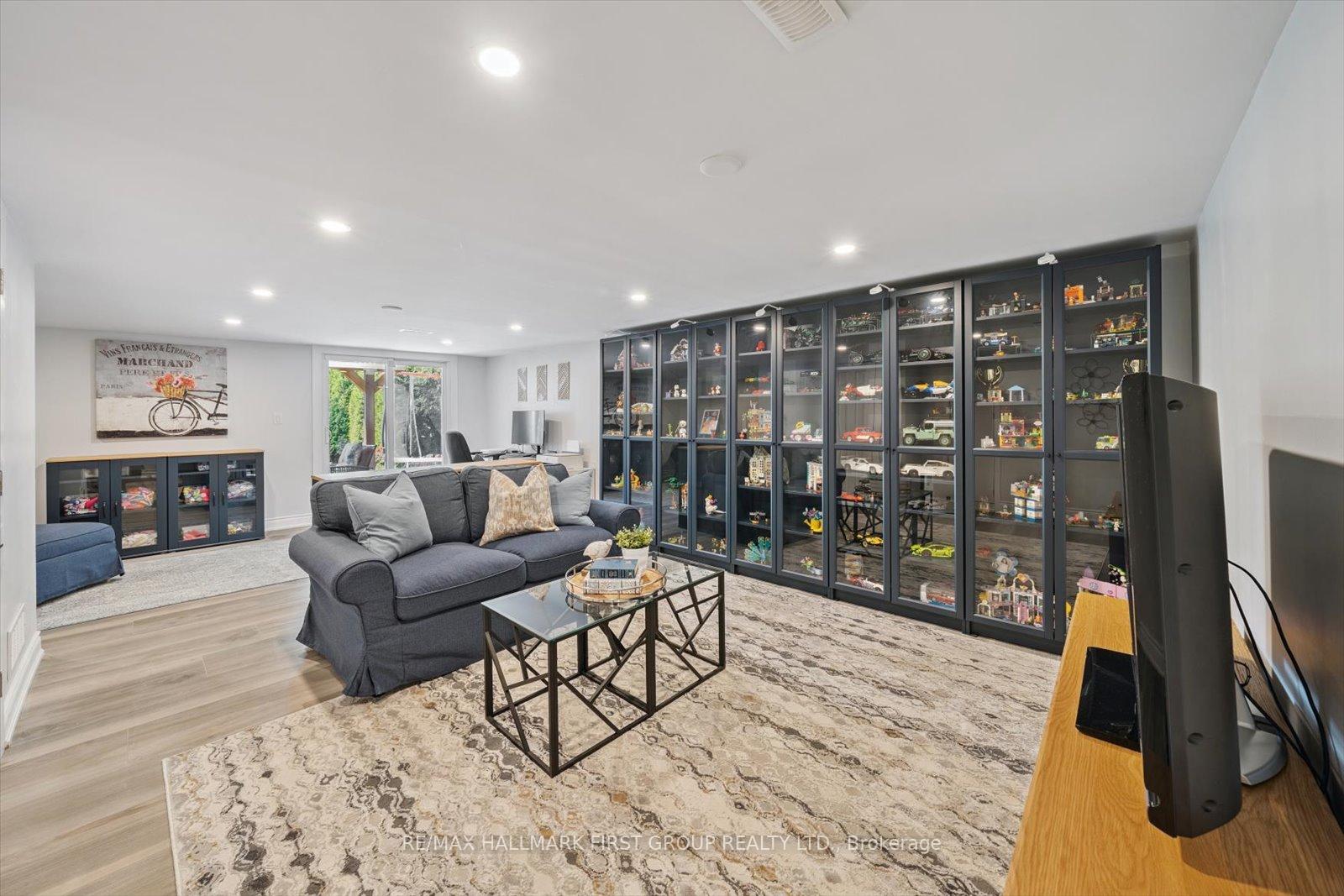 Photo 27 of 51 Andrea Lane, Vaughan, East Woodbridge — HOMEH