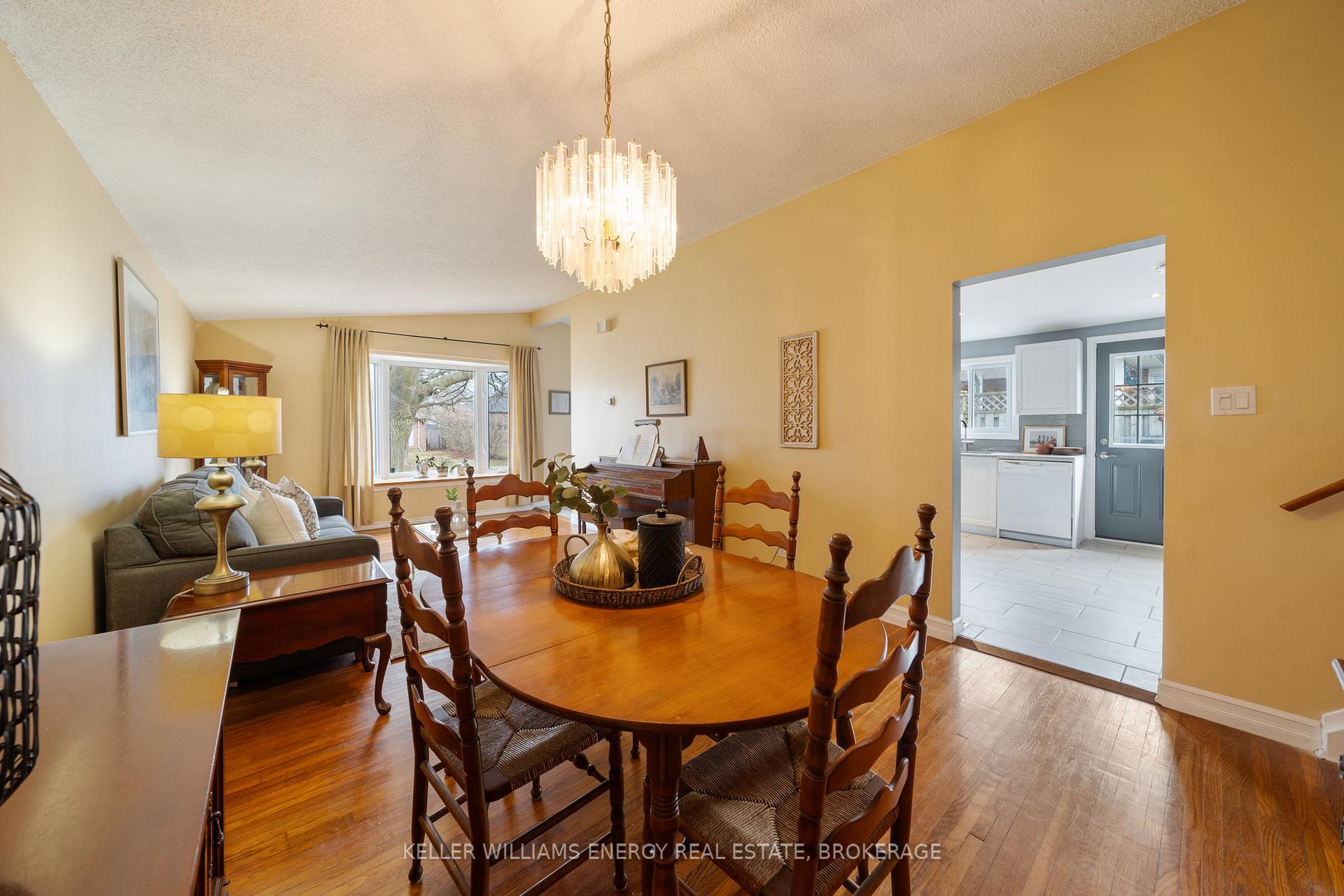 Photo 14 of 728 Annland Street, Pickering, Bay Ridges — HOMEH
