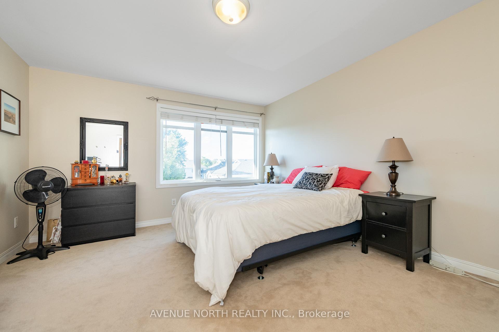 Photo 15 of 284 Parkin Circle, Ottawa, Blossom Park/Kemp Park/Findlay Creek — HOMEH