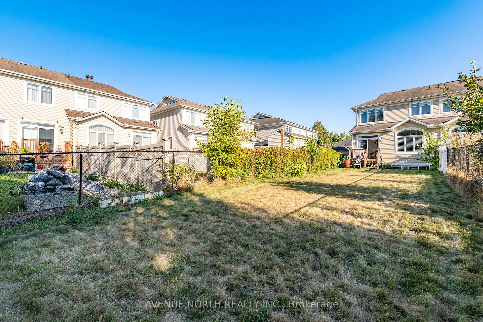Photo 35 of 284 Parkin Circle, Ottawa, Blossom Park/Kemp Park/Findlay Creek — HOMEH