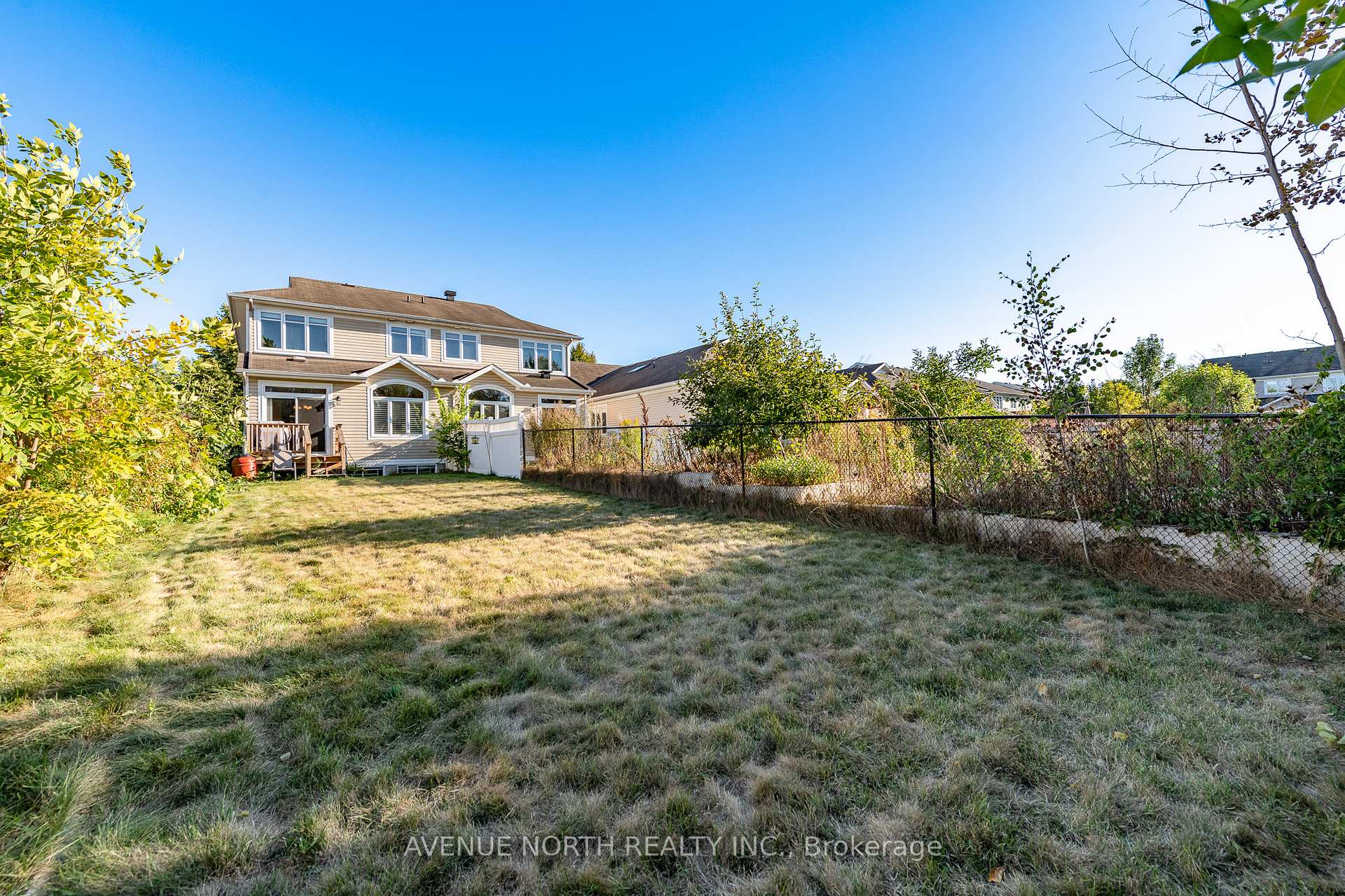 Photo 38 of 284 Parkin Circle, Ottawa, Blossom Park/Kemp Park/Findlay Creek — HOMEH