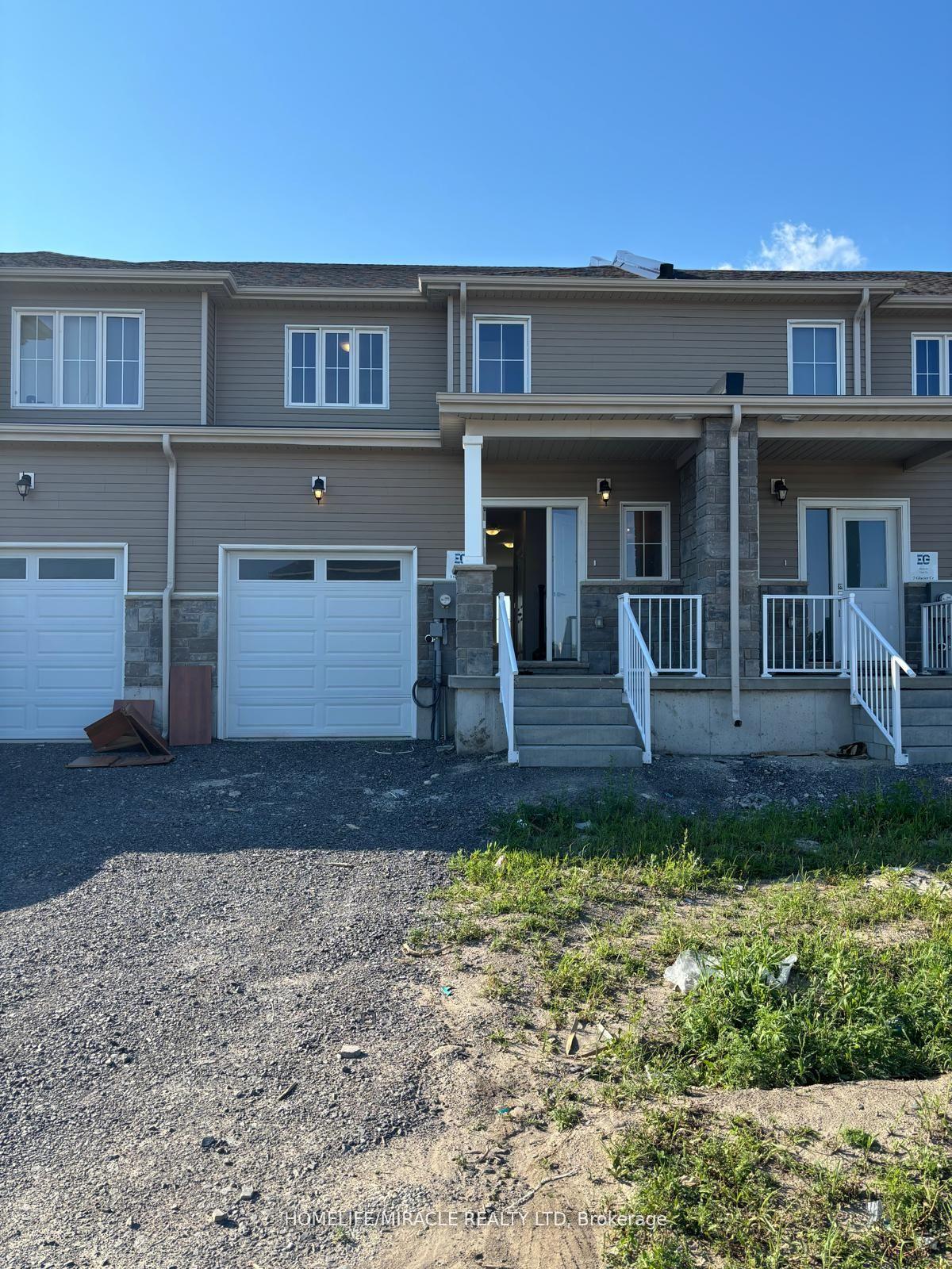 Front of 5 Glacier Crescent